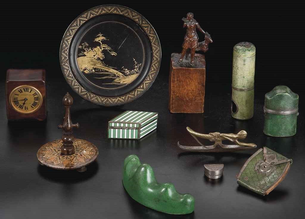 ENSEMBLE D'OBJETS