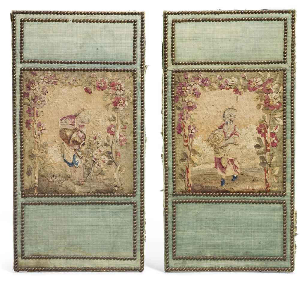 DEUX FEUILLES DE PARAVENT