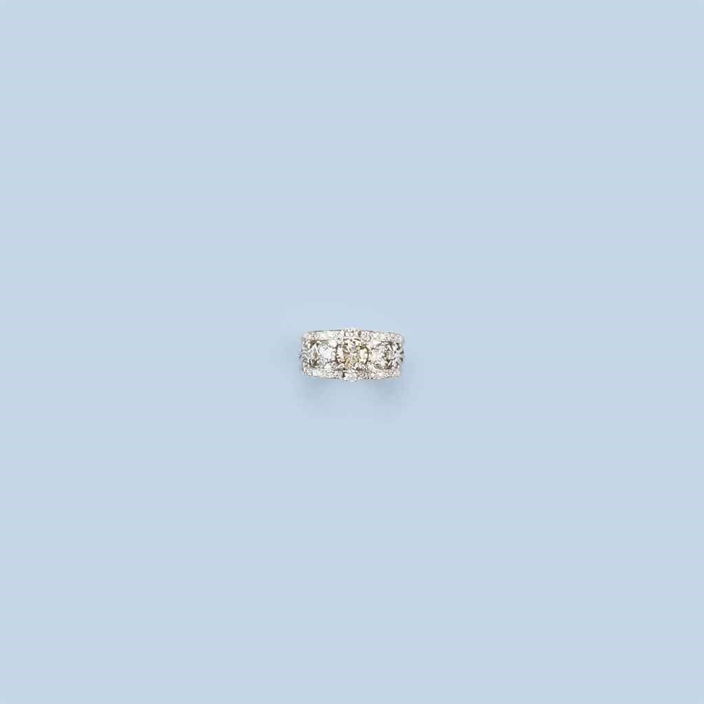 A DIAMOND DRESS RING