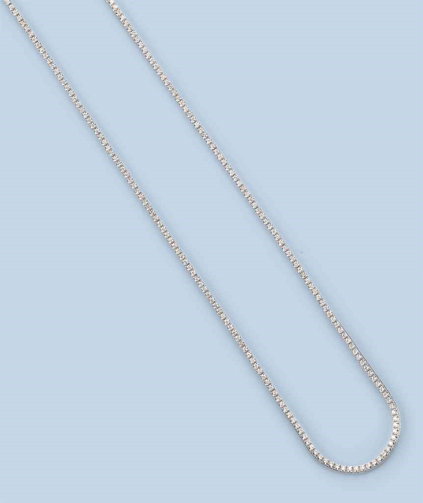 A DIAMOND LONGCHAIN