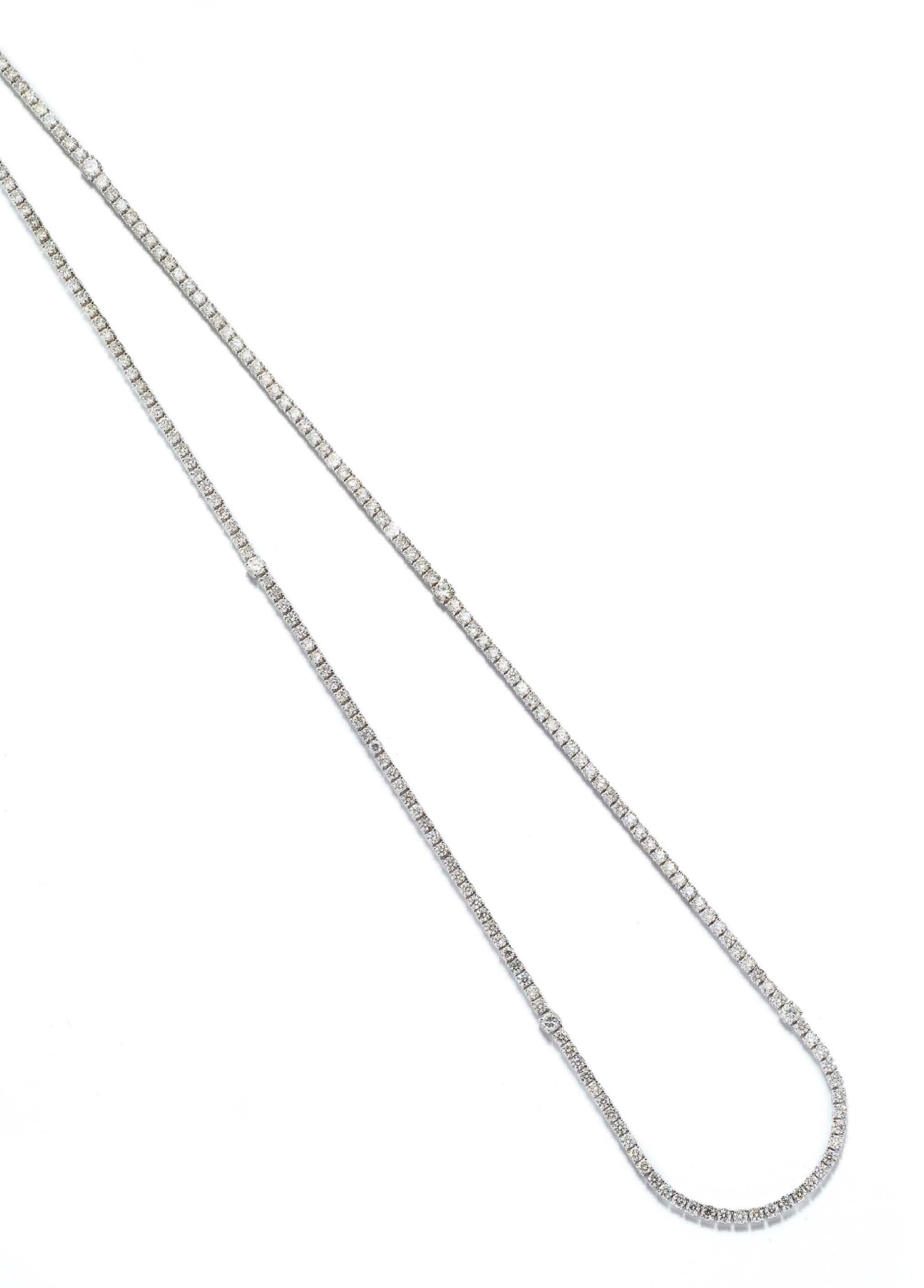 LUNGA COLLANA IN BRILLANTI