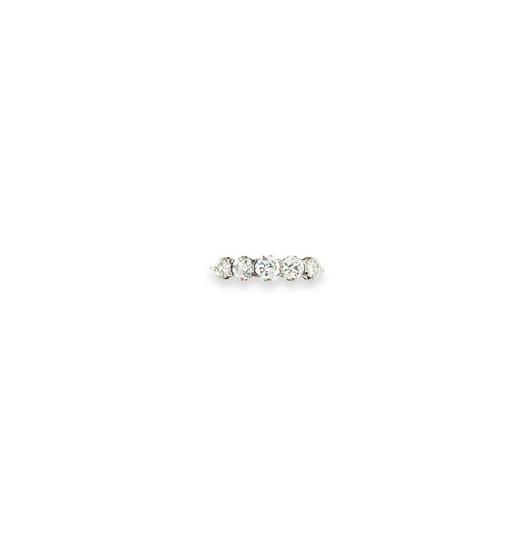 A diamond five-stone ring