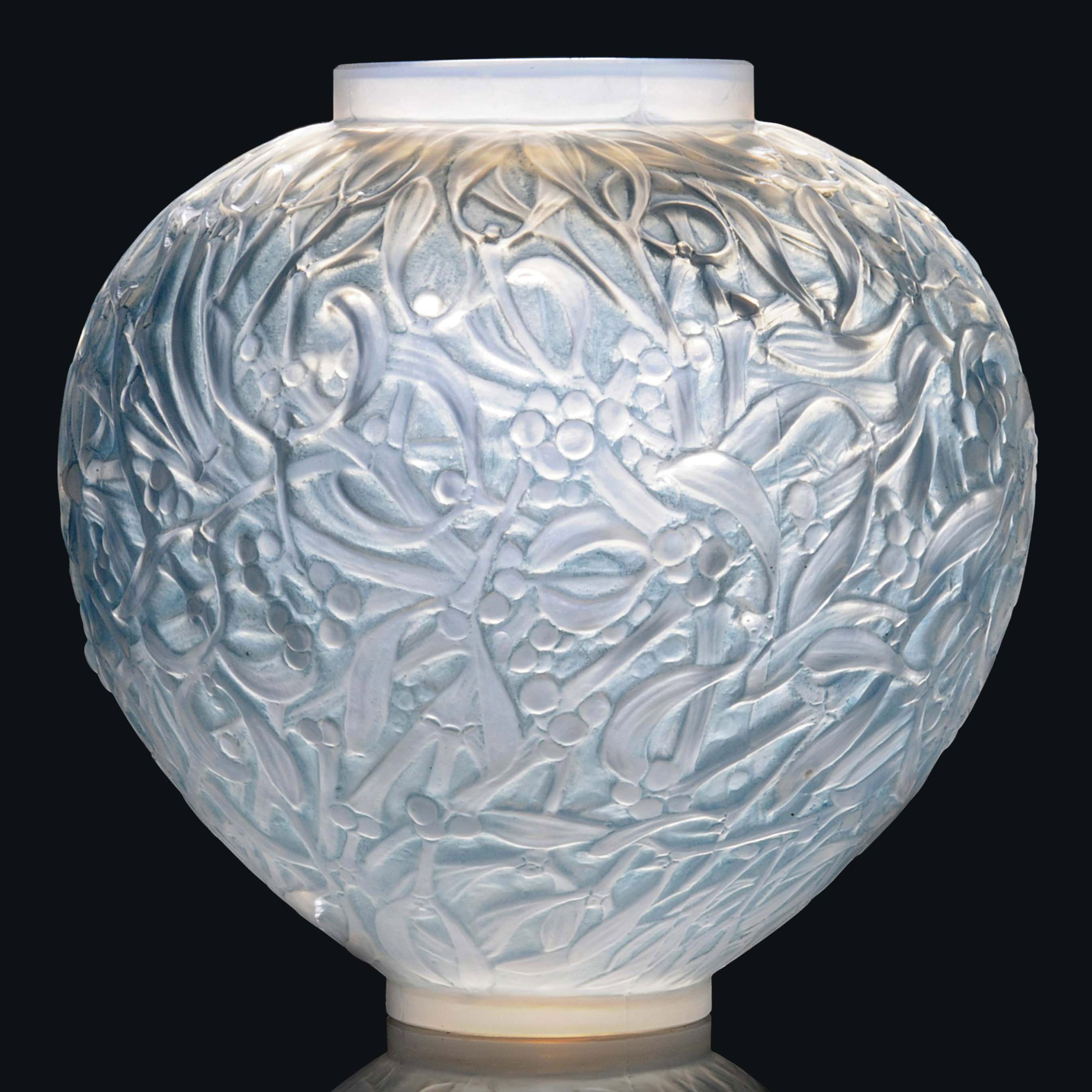 GUI VASE, NO. 948