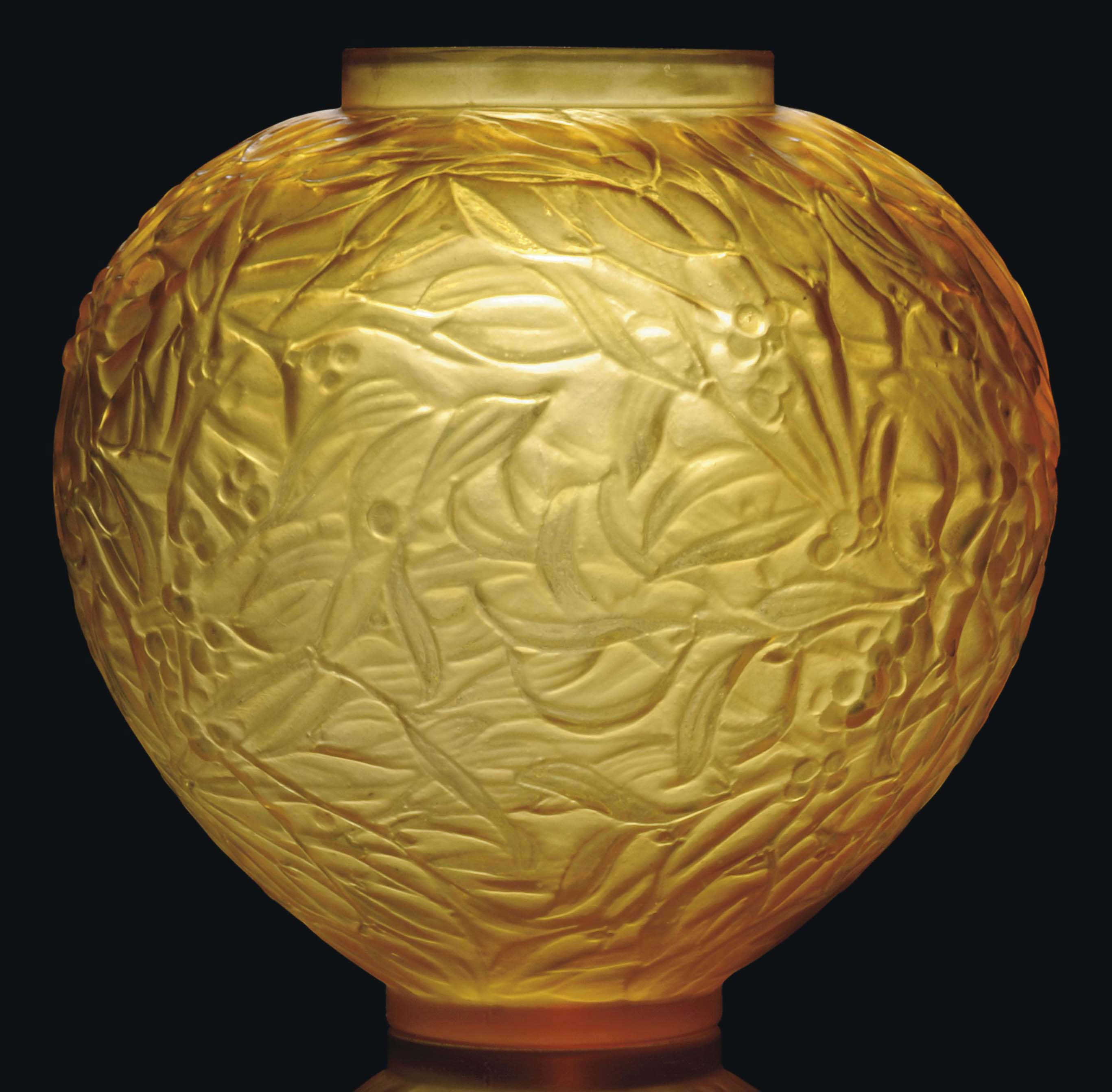 GUI VASE, NO. 948