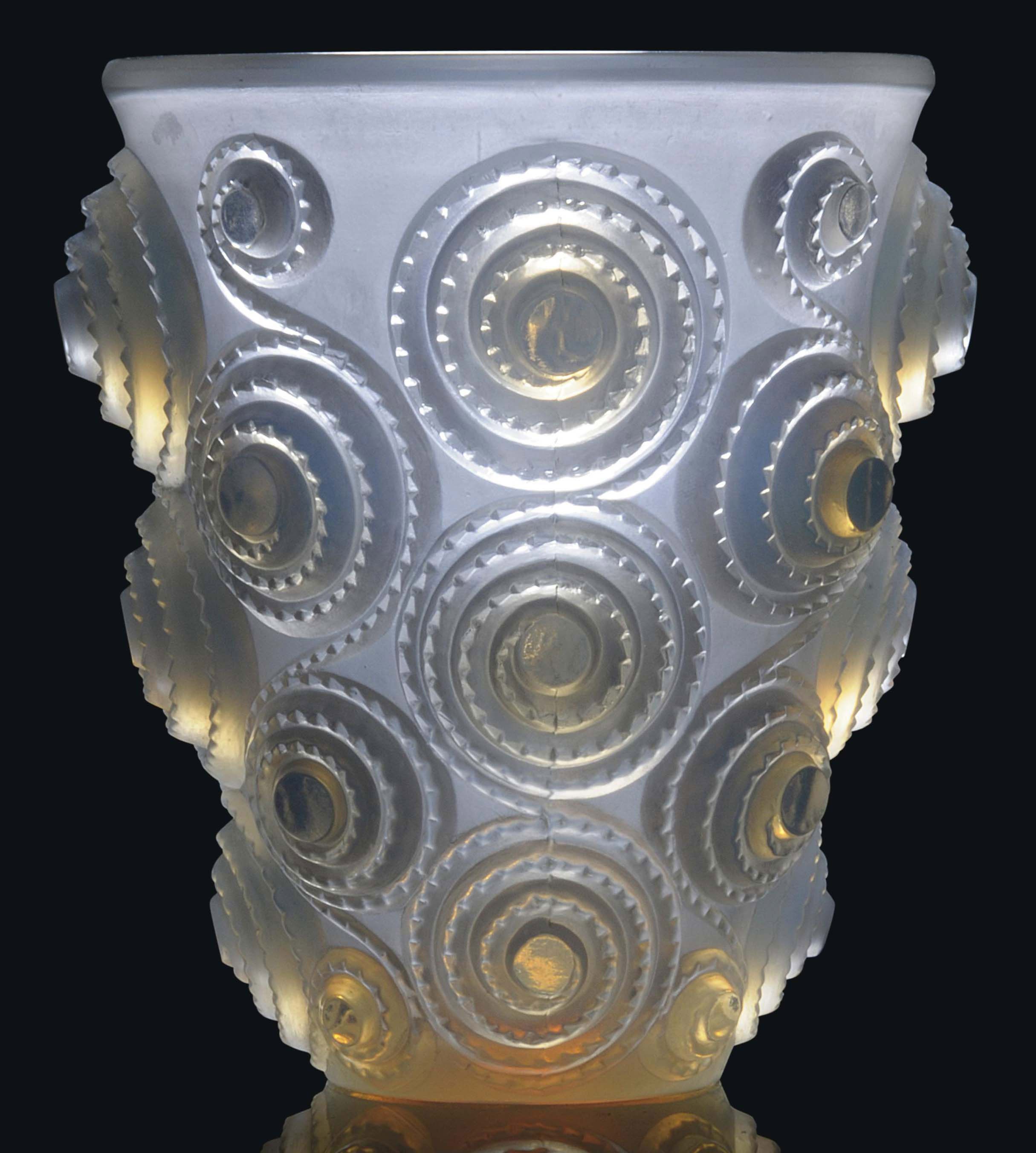 SPIRALES VASE, NO. 1060
