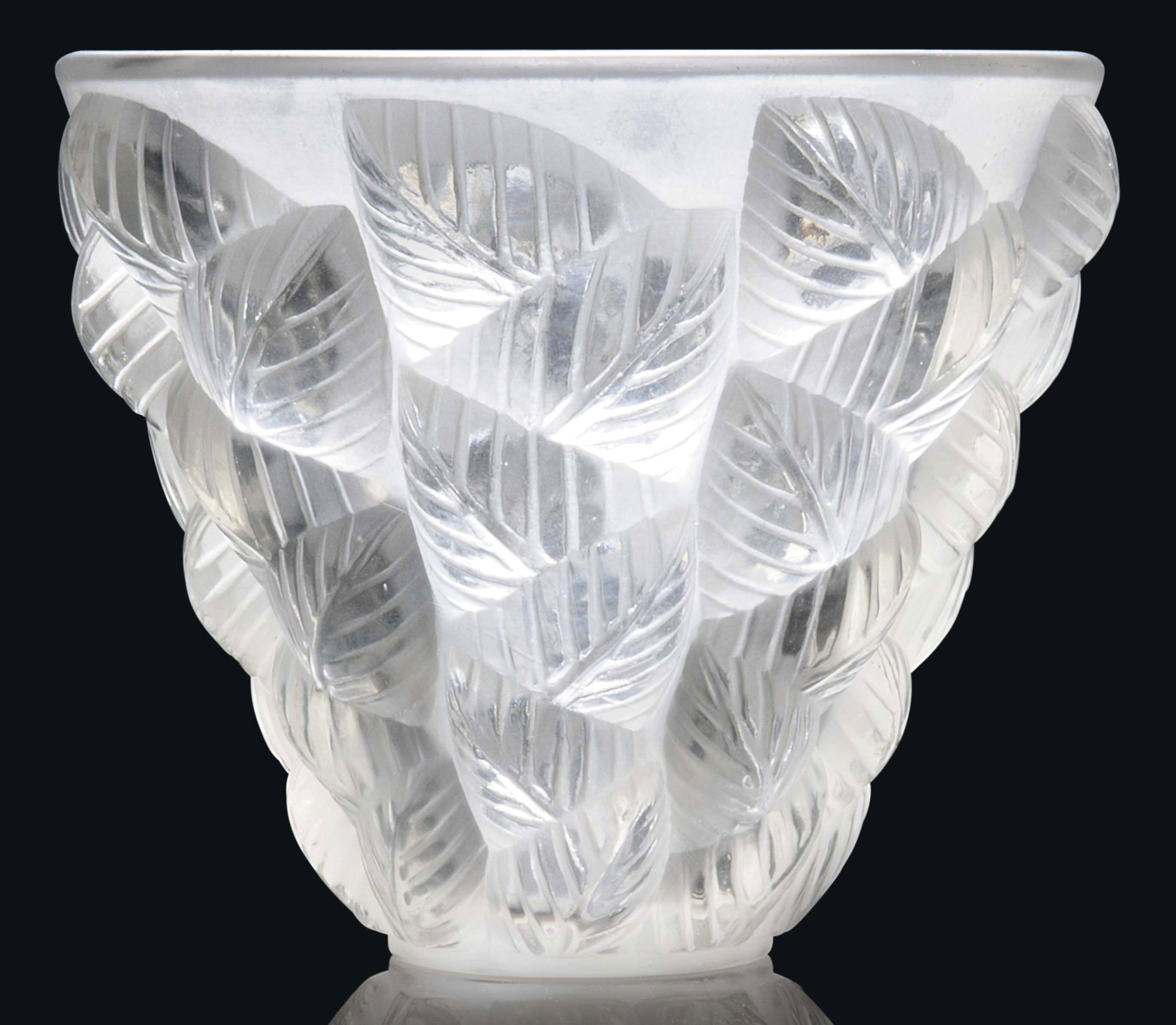 MOISSAC VASE, NO. 992