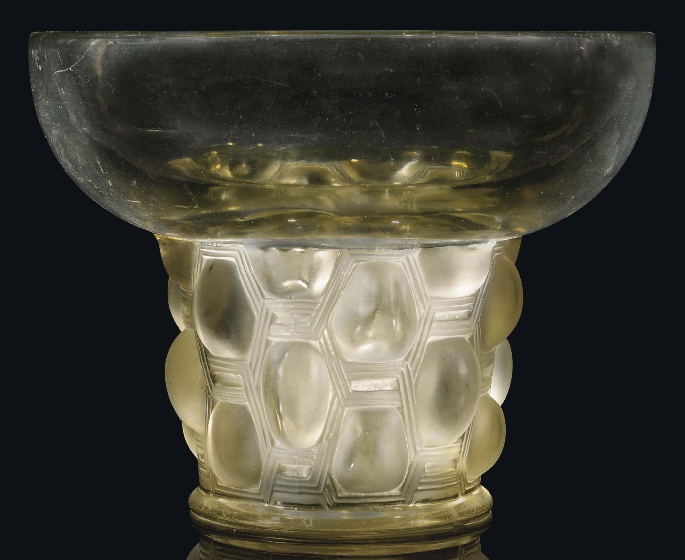 BEAUTREILLIS VASE, NO. 989