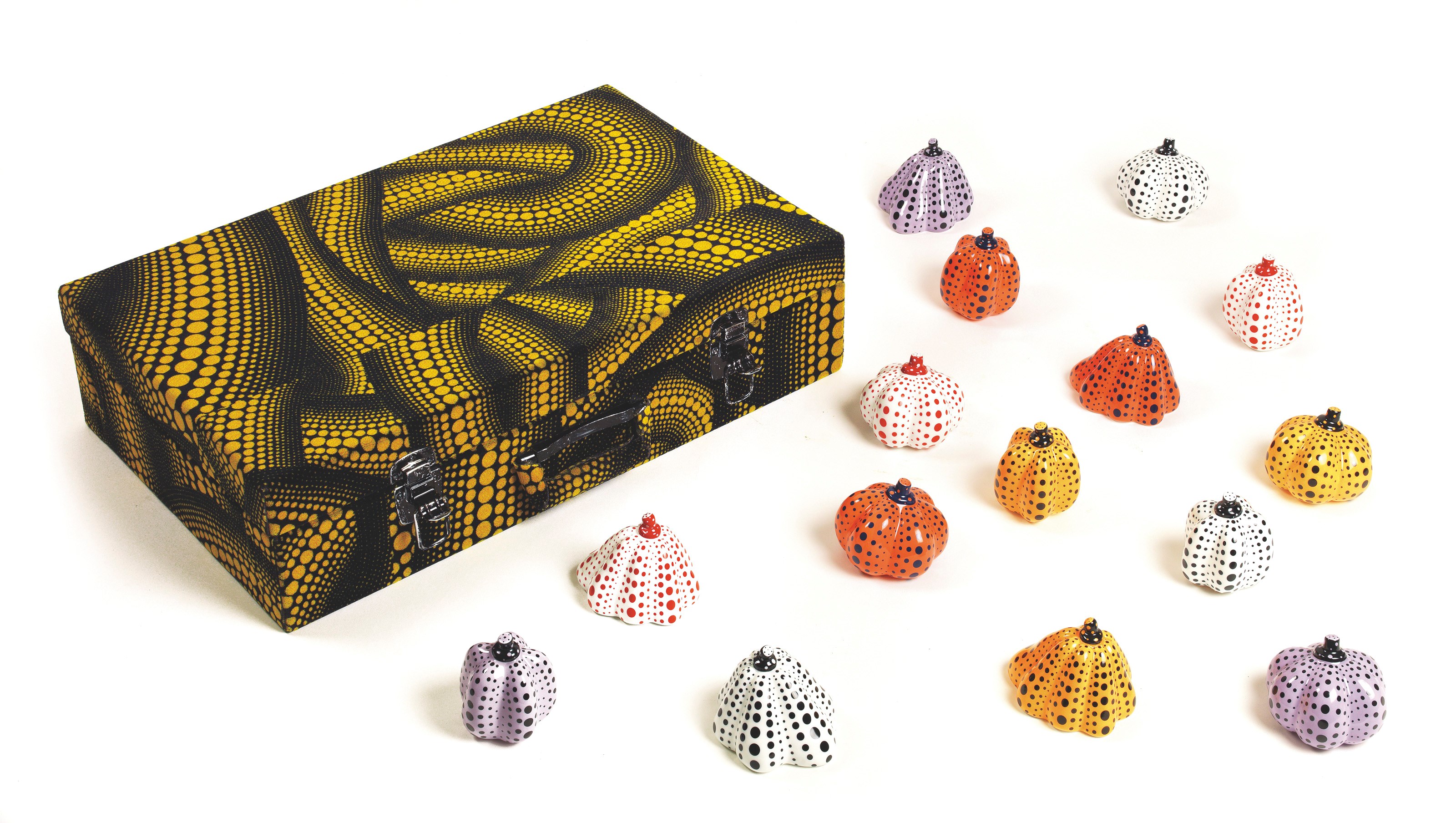 YAYOI KUSAMA