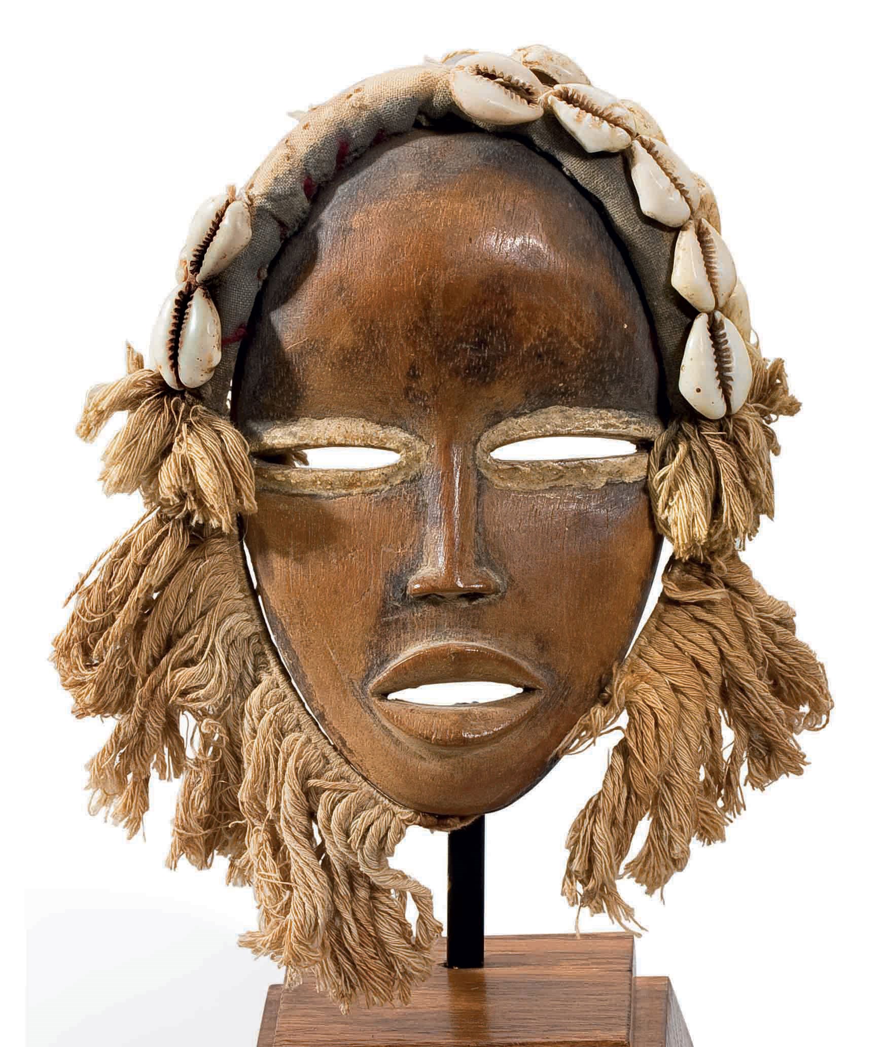 MASQUE PASSEPORT DAN