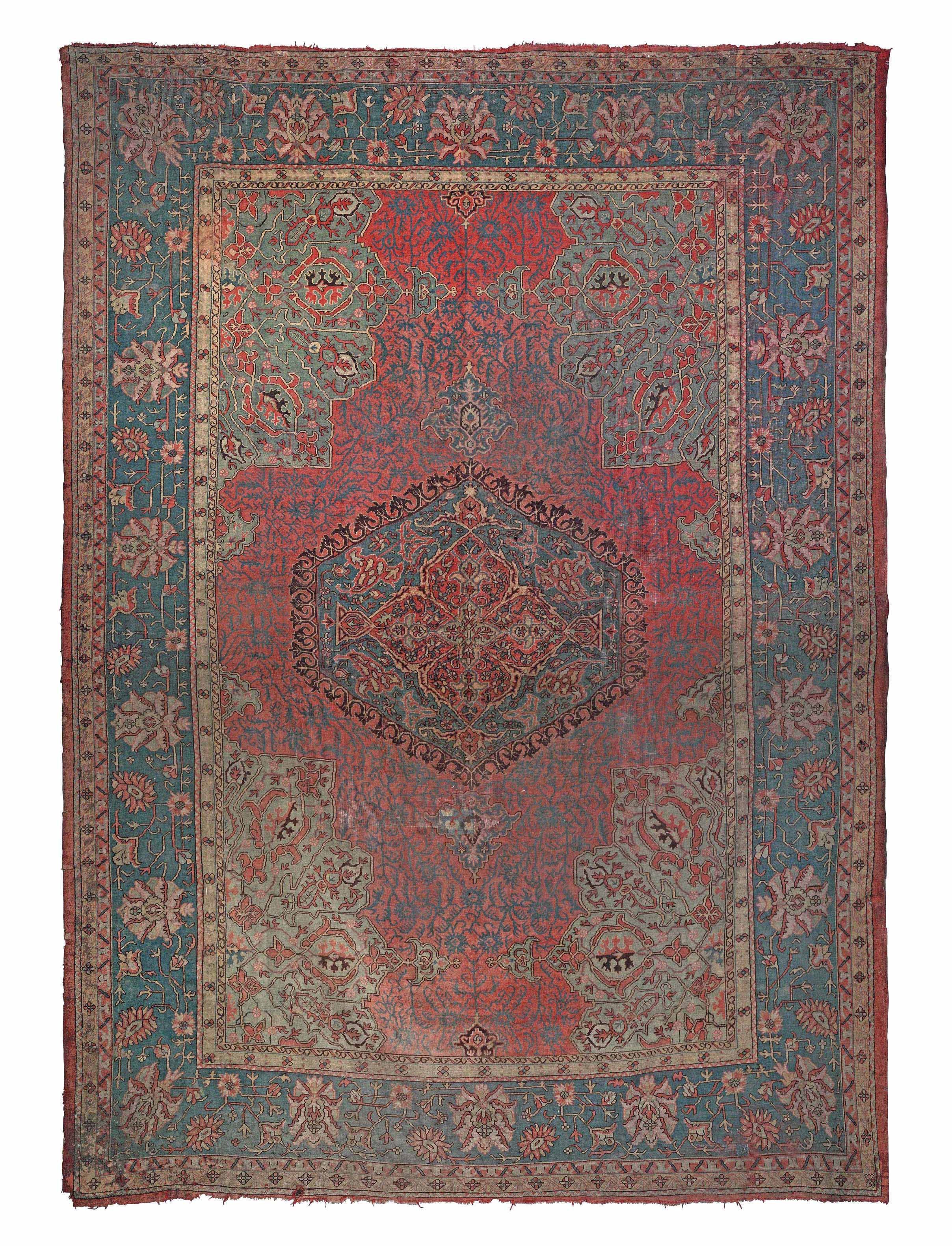 AN USHAK CARPET