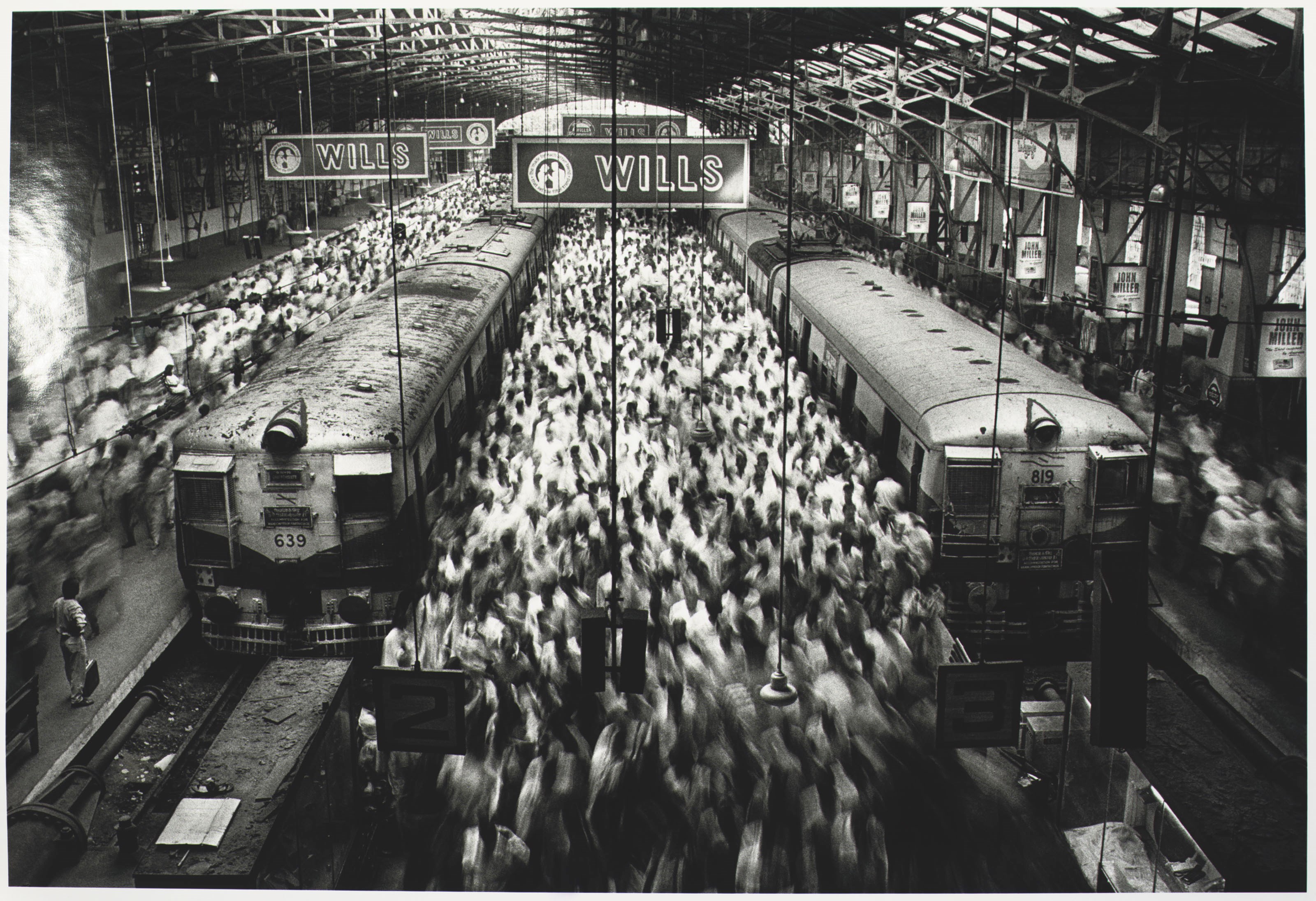 SEBASTIAO SALGADO (b. 1944)