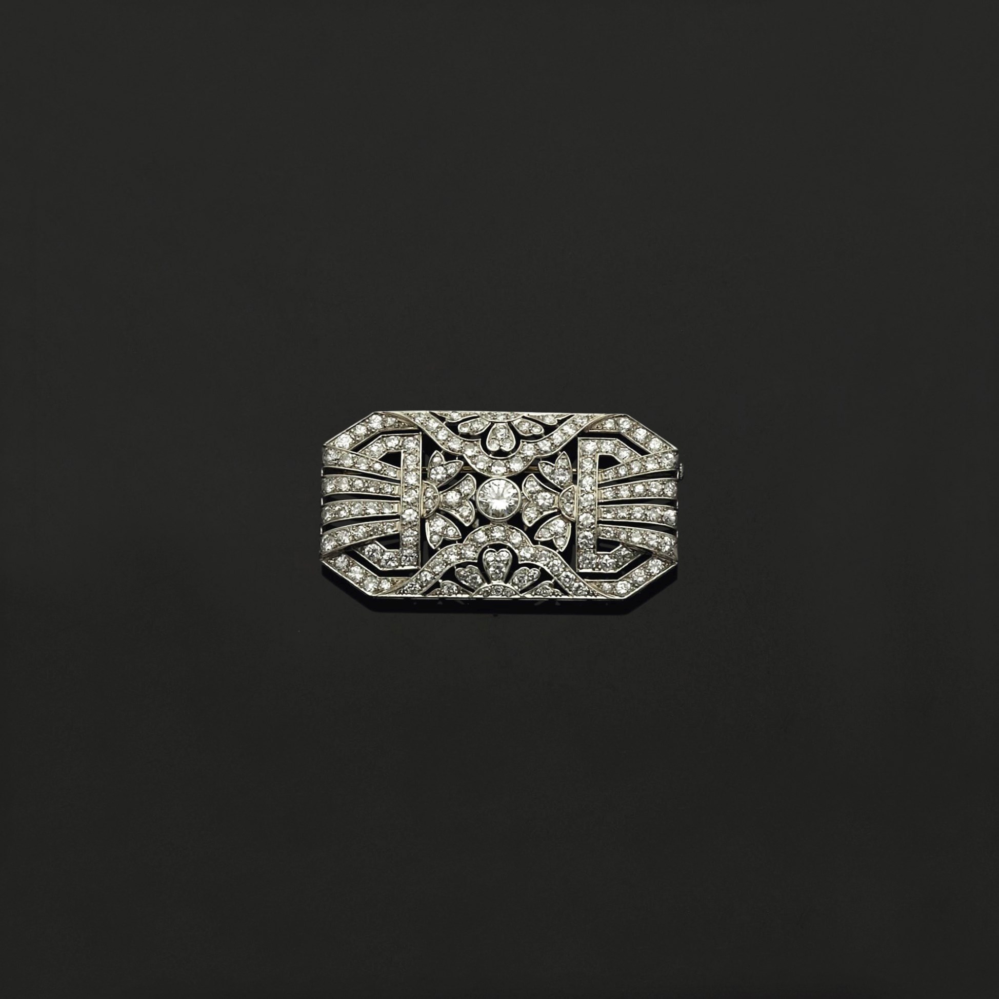 BROCHE ART DECO DIAMANTS