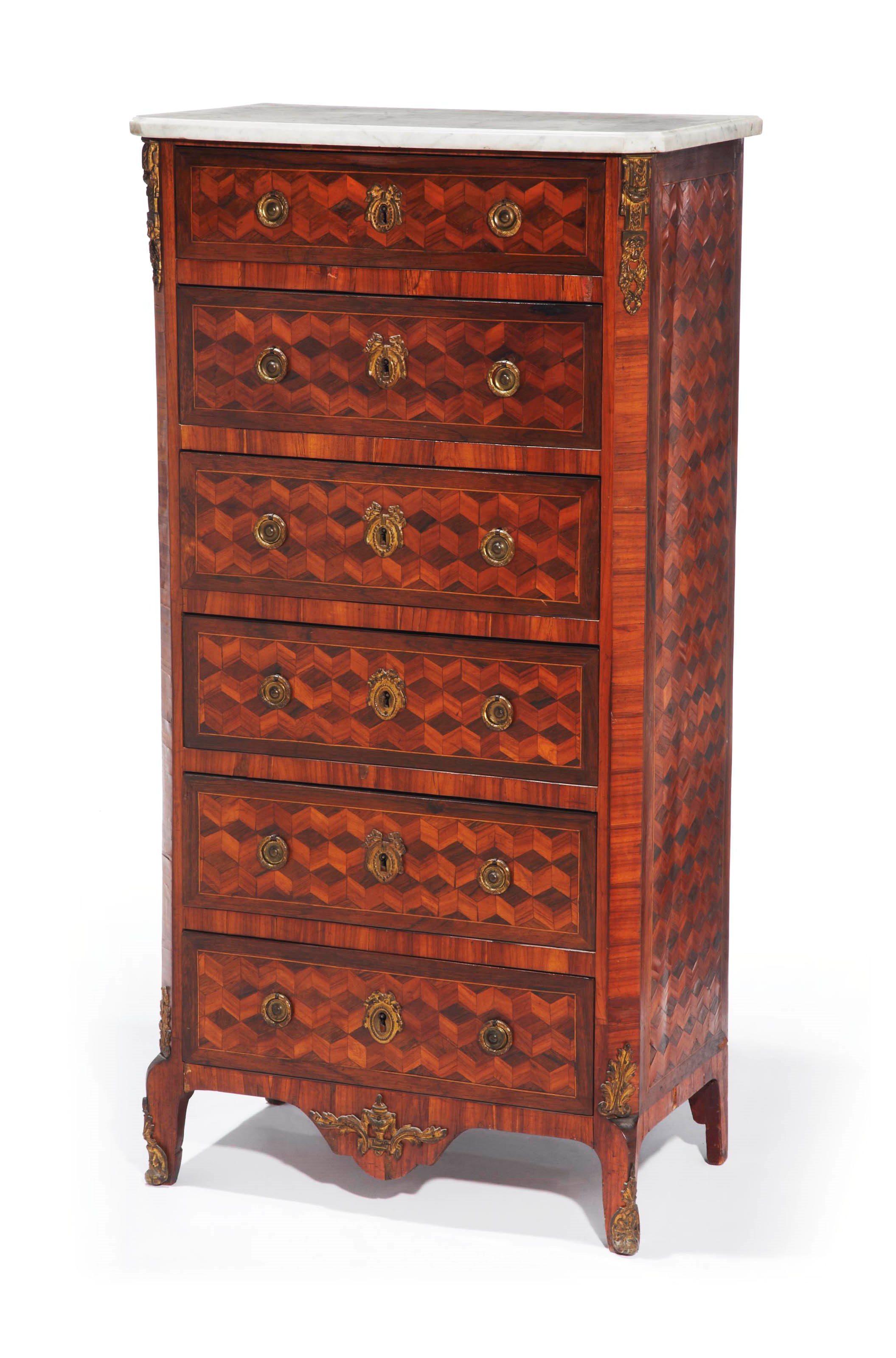 CHIFFONNIER DU XIXEME SIECLE