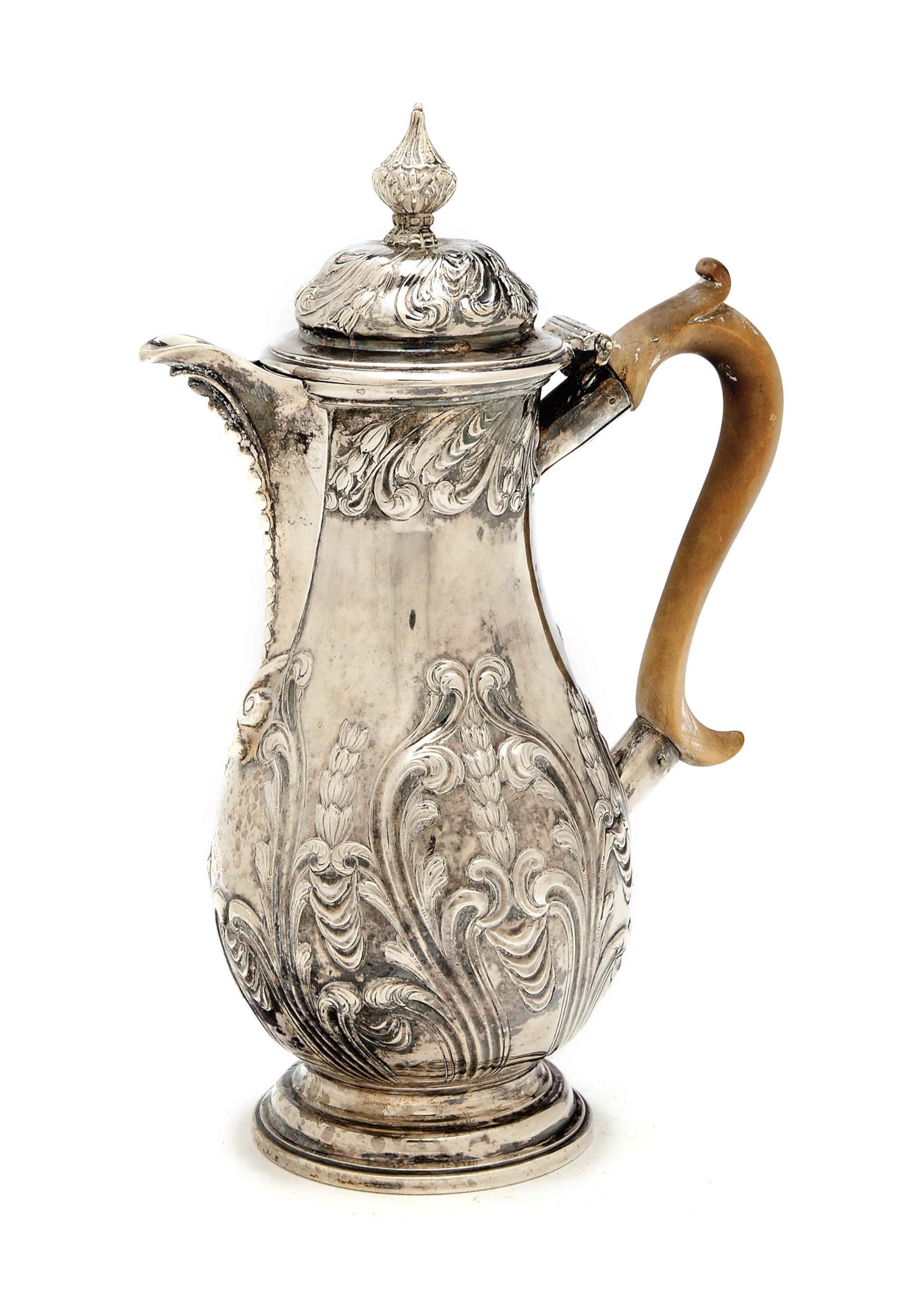 A GEORGE II SILVER COFFEE POT WITH WOOD HANDLE,