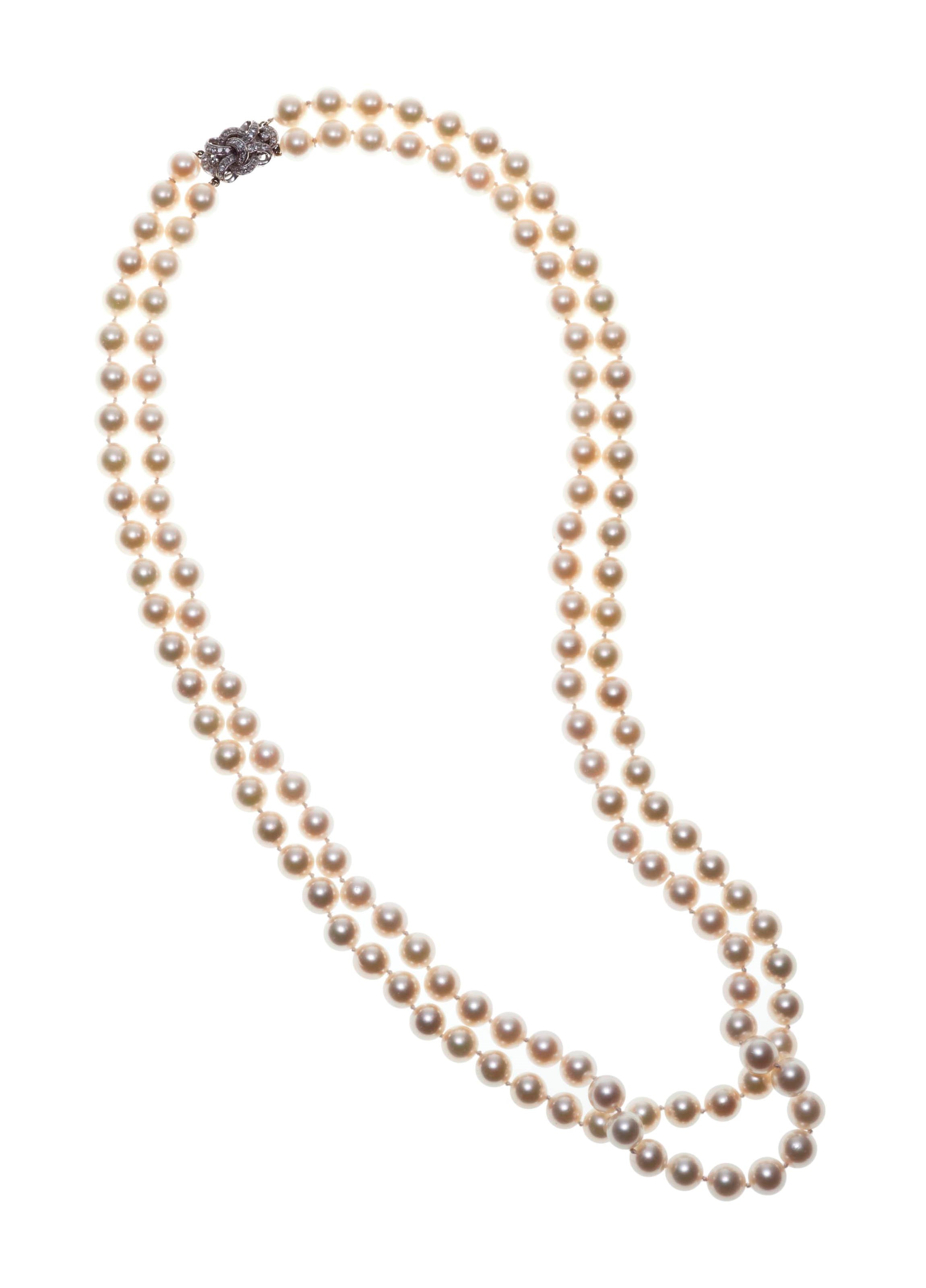A GROUP OF JEWELRY