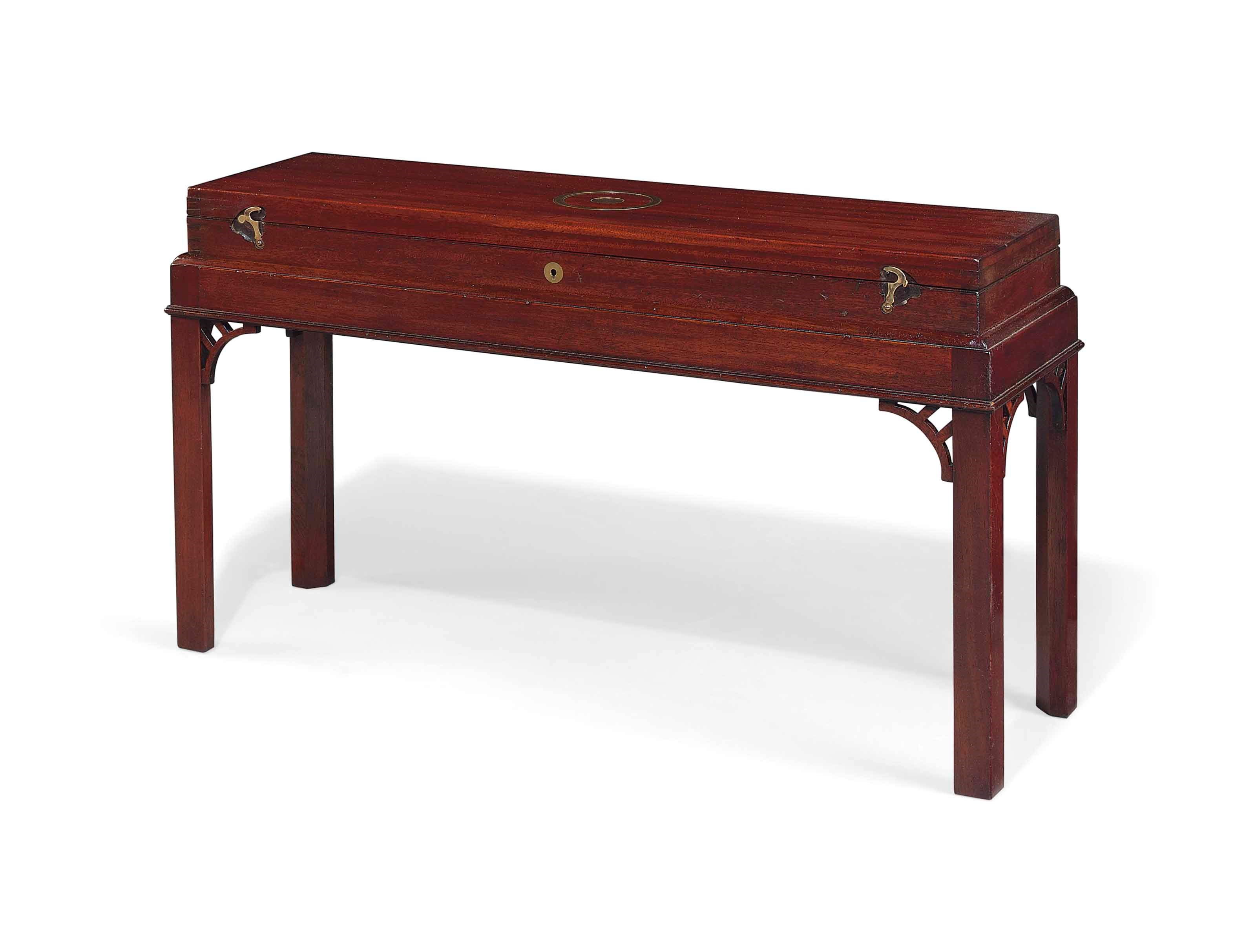 A NOVELTY MAHOGANY 'GUN-CASE' COFFEE TABLE