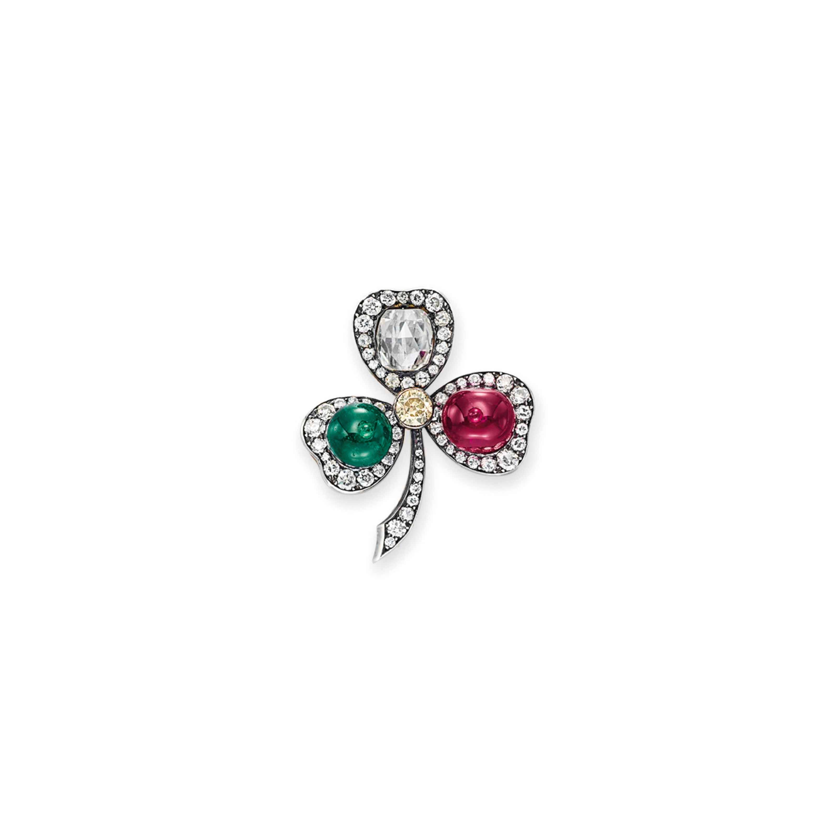 AN ANTIQUE DIAMOND, RUBY AND EMERALD BROOCH
