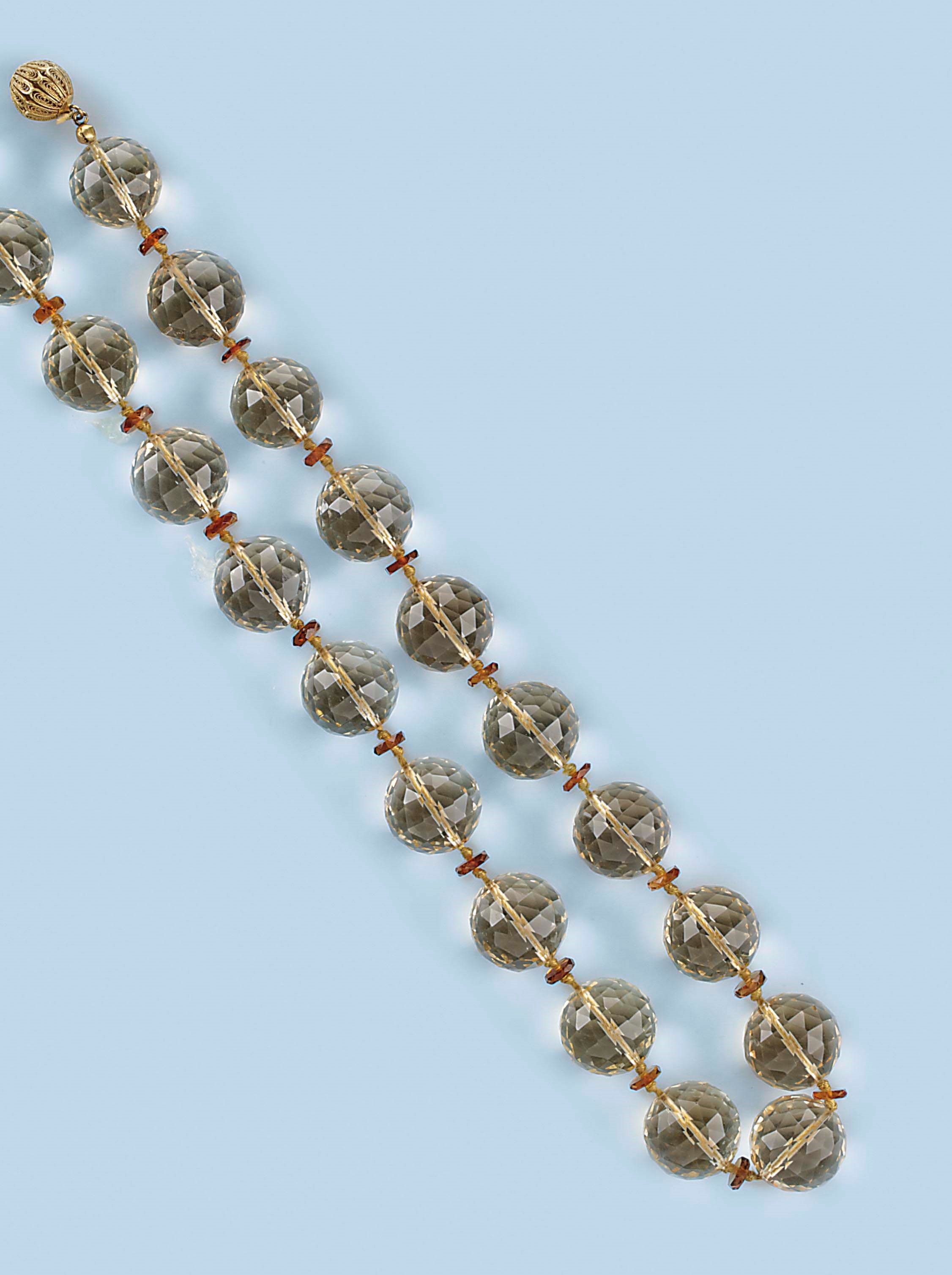 A CITRINE BEAD NECKLACE