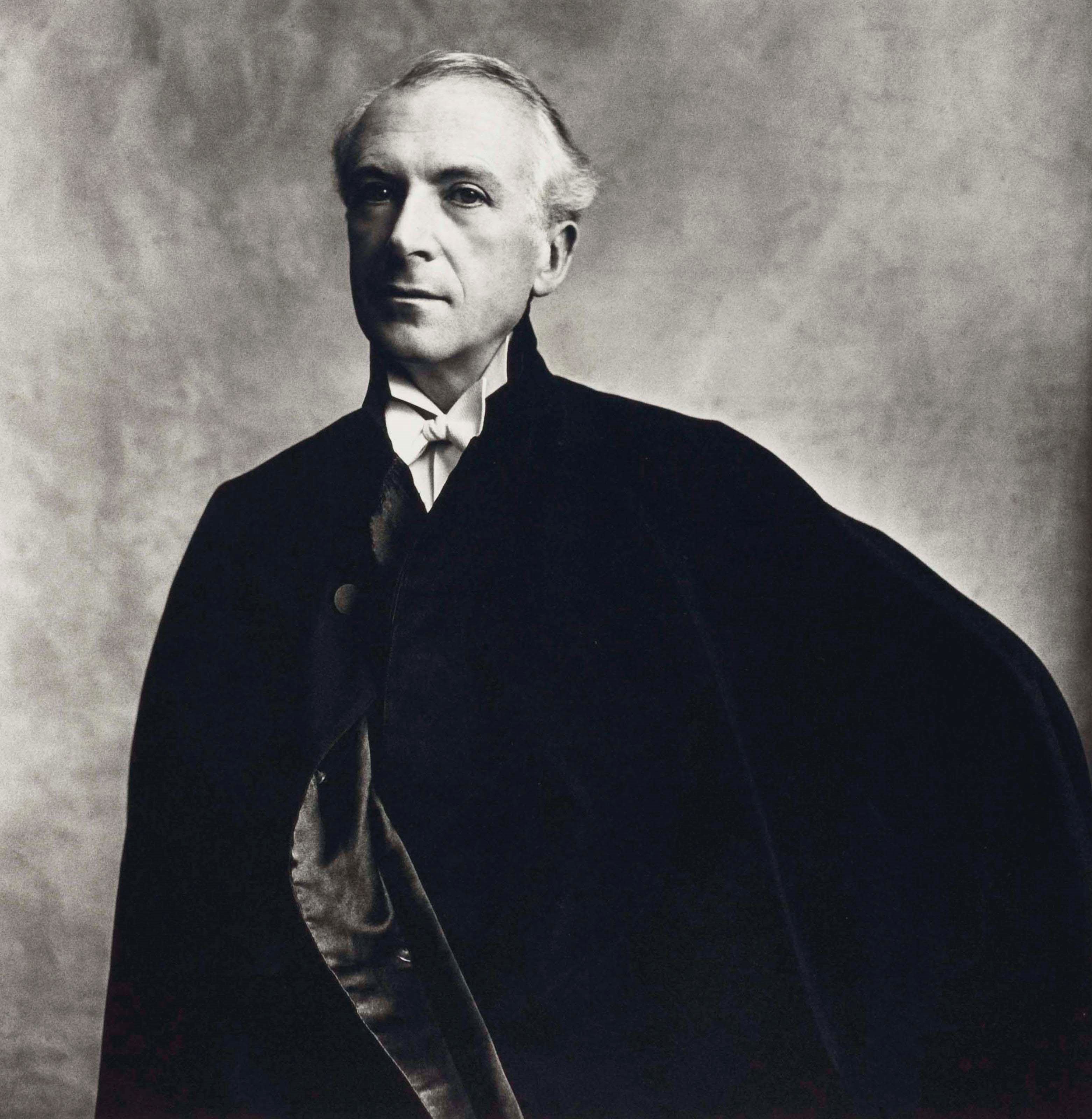 IRVING PENN (1917-2009)
