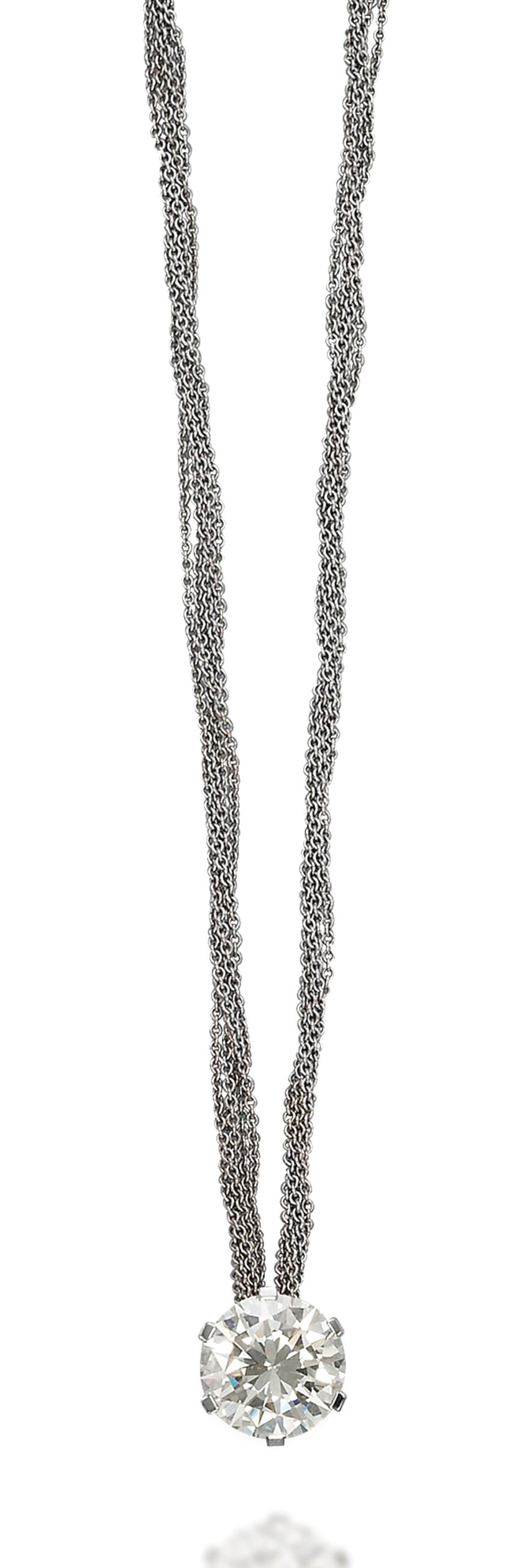 A DIAMOND NECKLACE