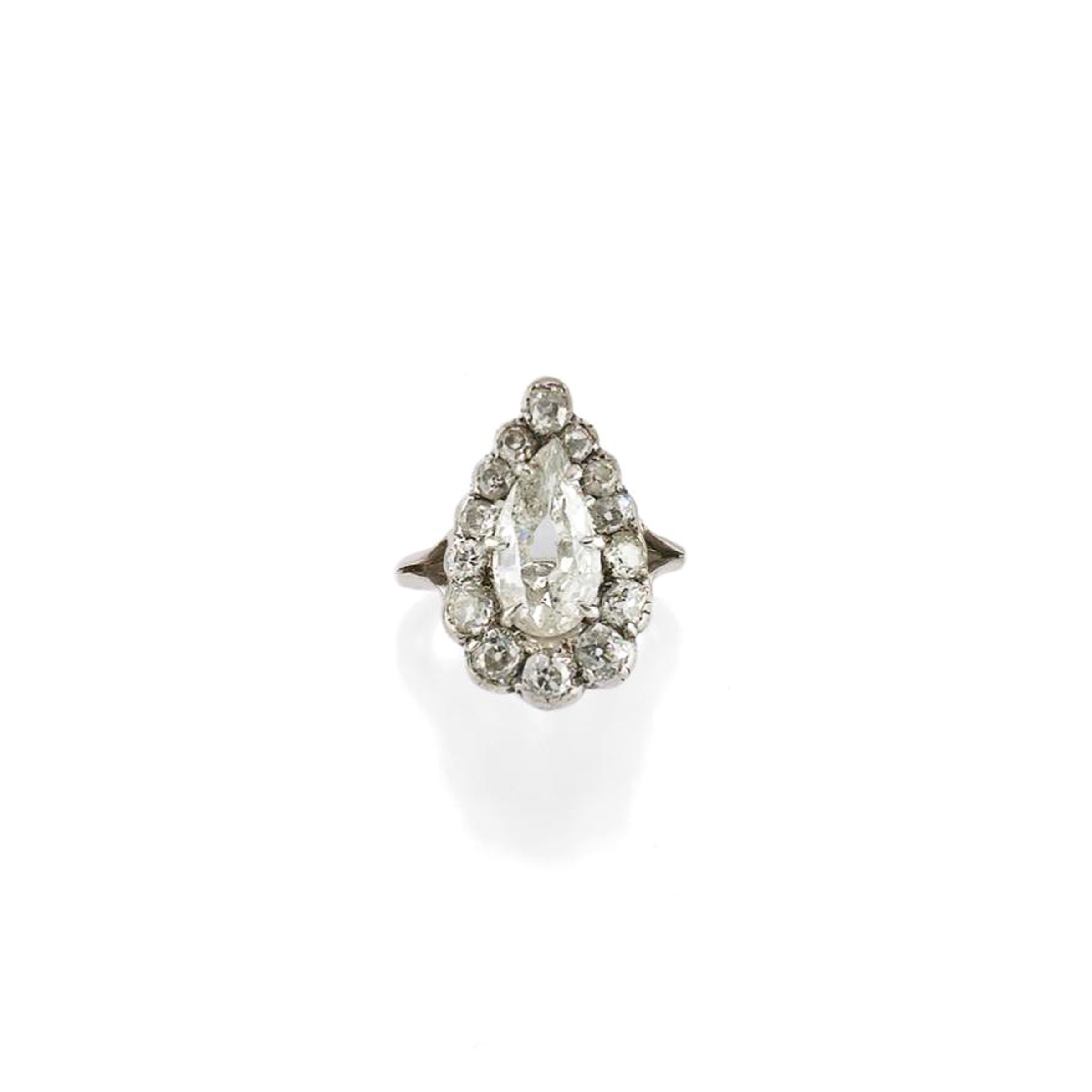 ANELLO IN DIAMANTI