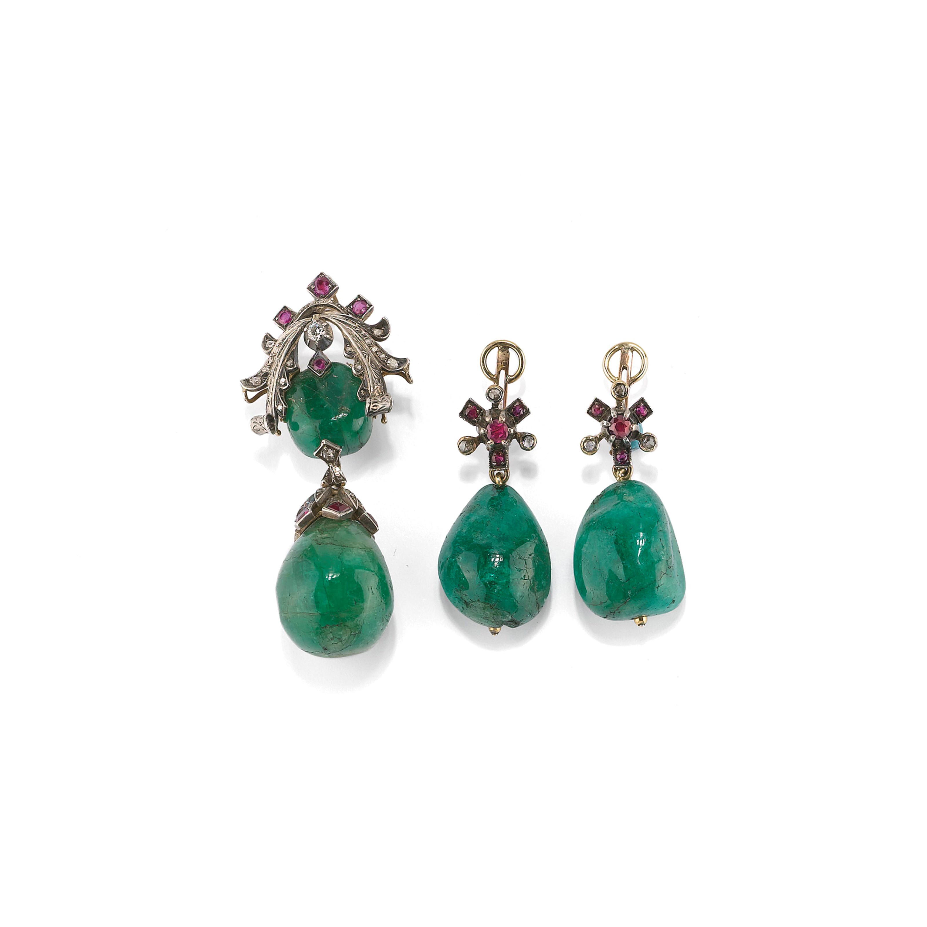 DEMI PARURE IN SMERALDI