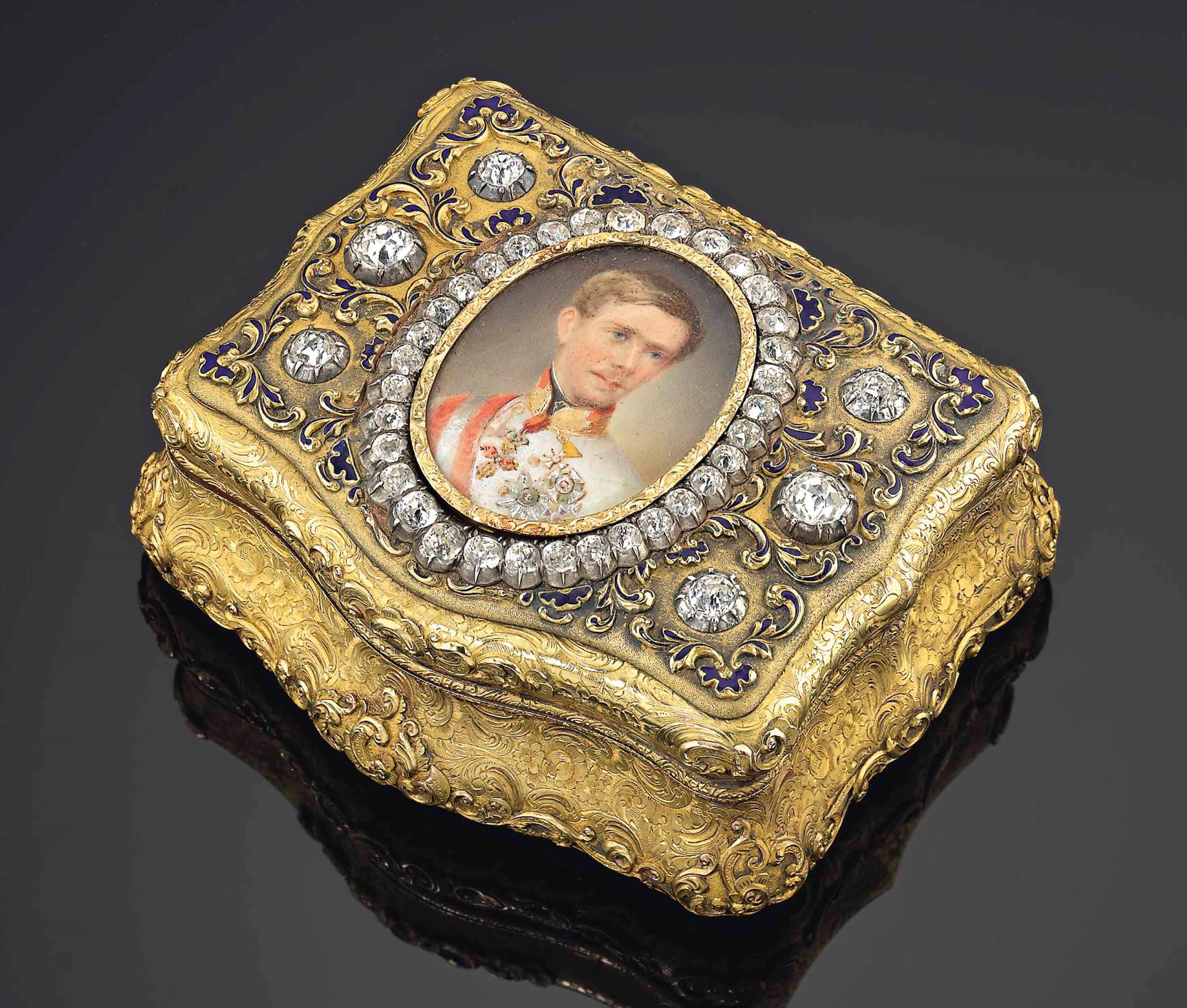 A GERMAN PASTE-SET ENAMELLED GOLD SNUFF-BOX SET WITH A PORTRAIT MINIATURE