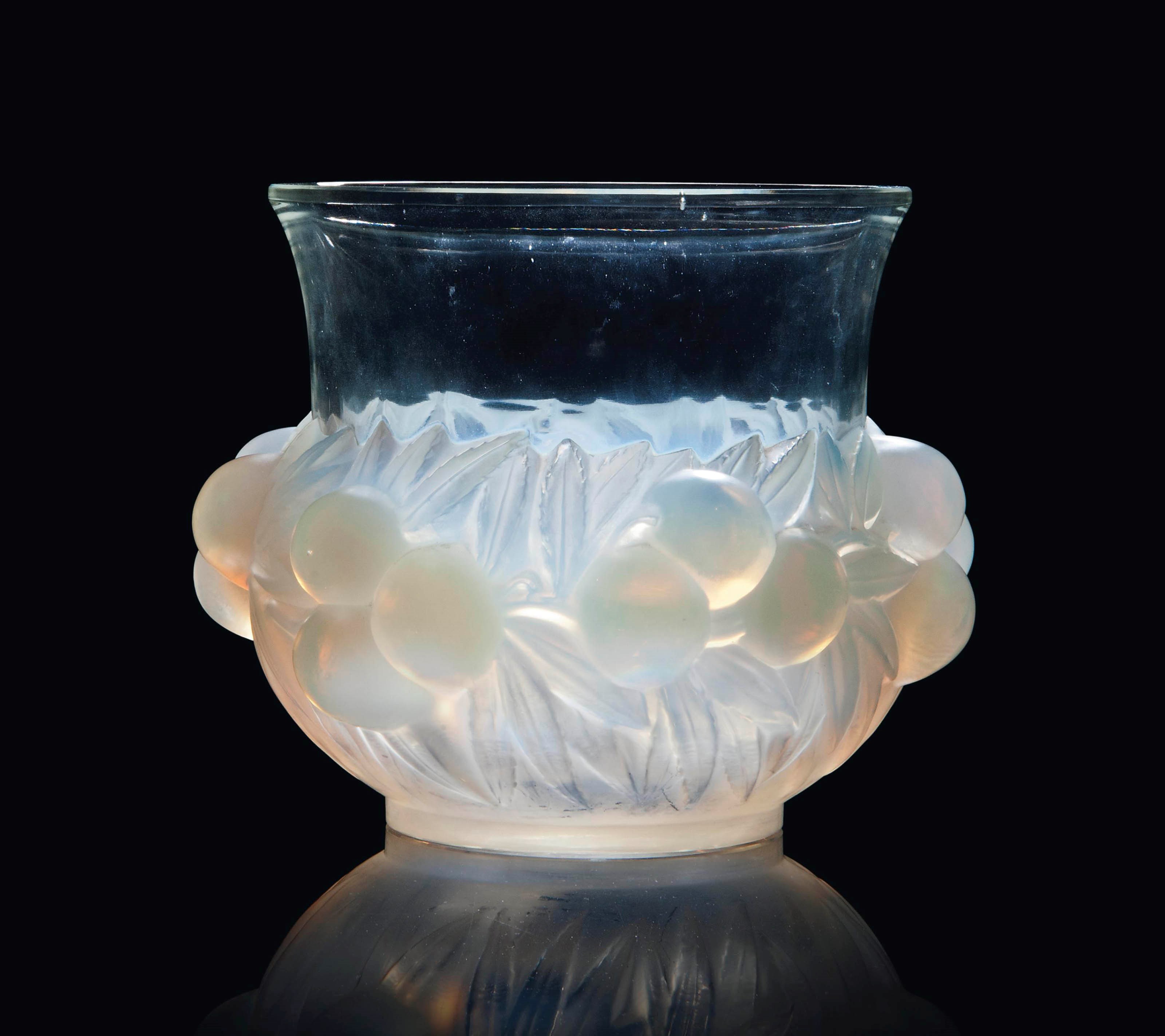 PRUNES VASE, NO. 1037