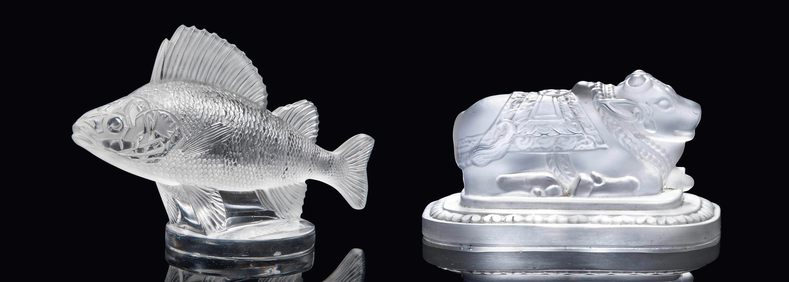 TAUREAU SACRÉ PAPERWEIGHT, A