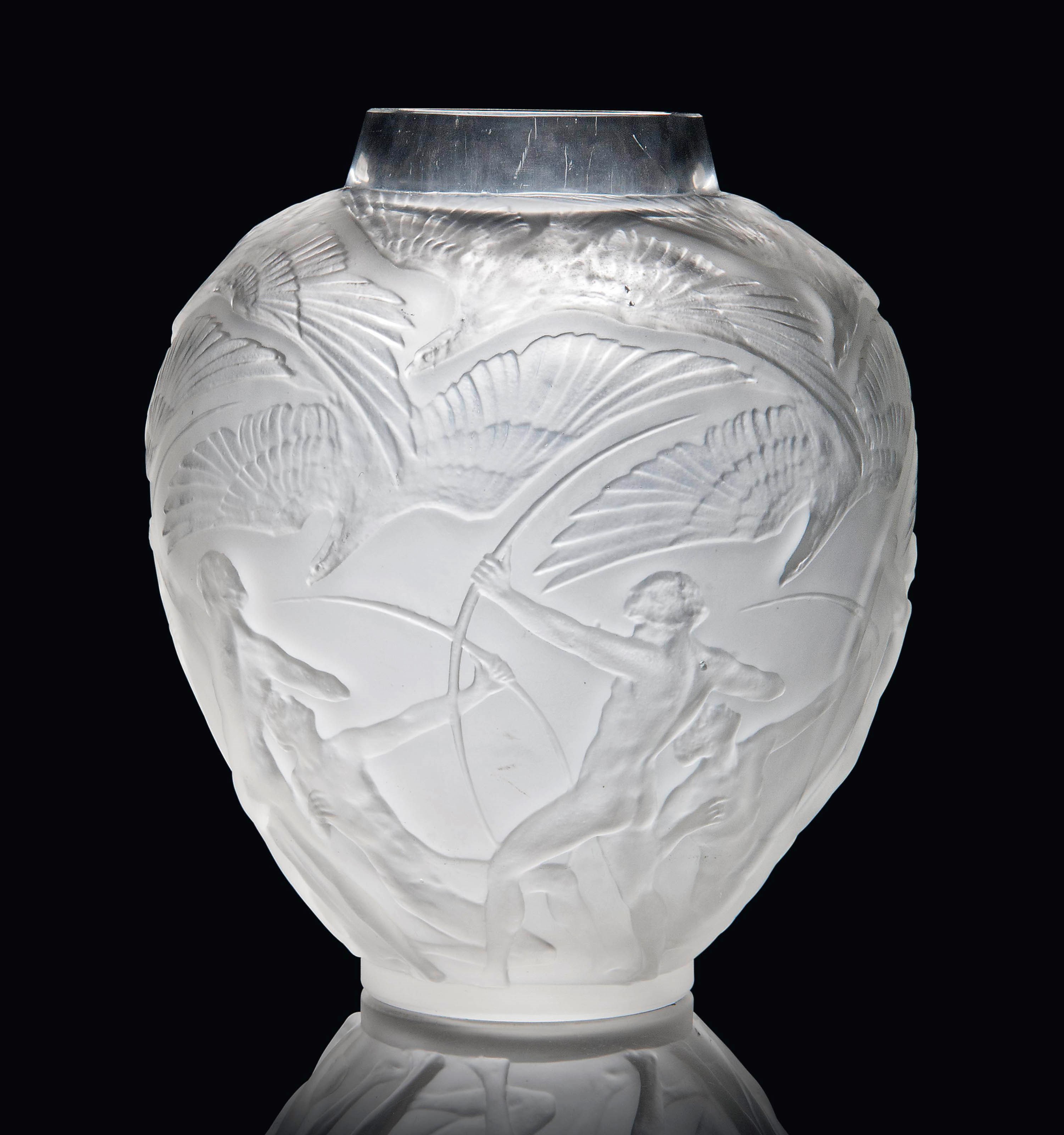 ARCHERS VASE, NO. 893
