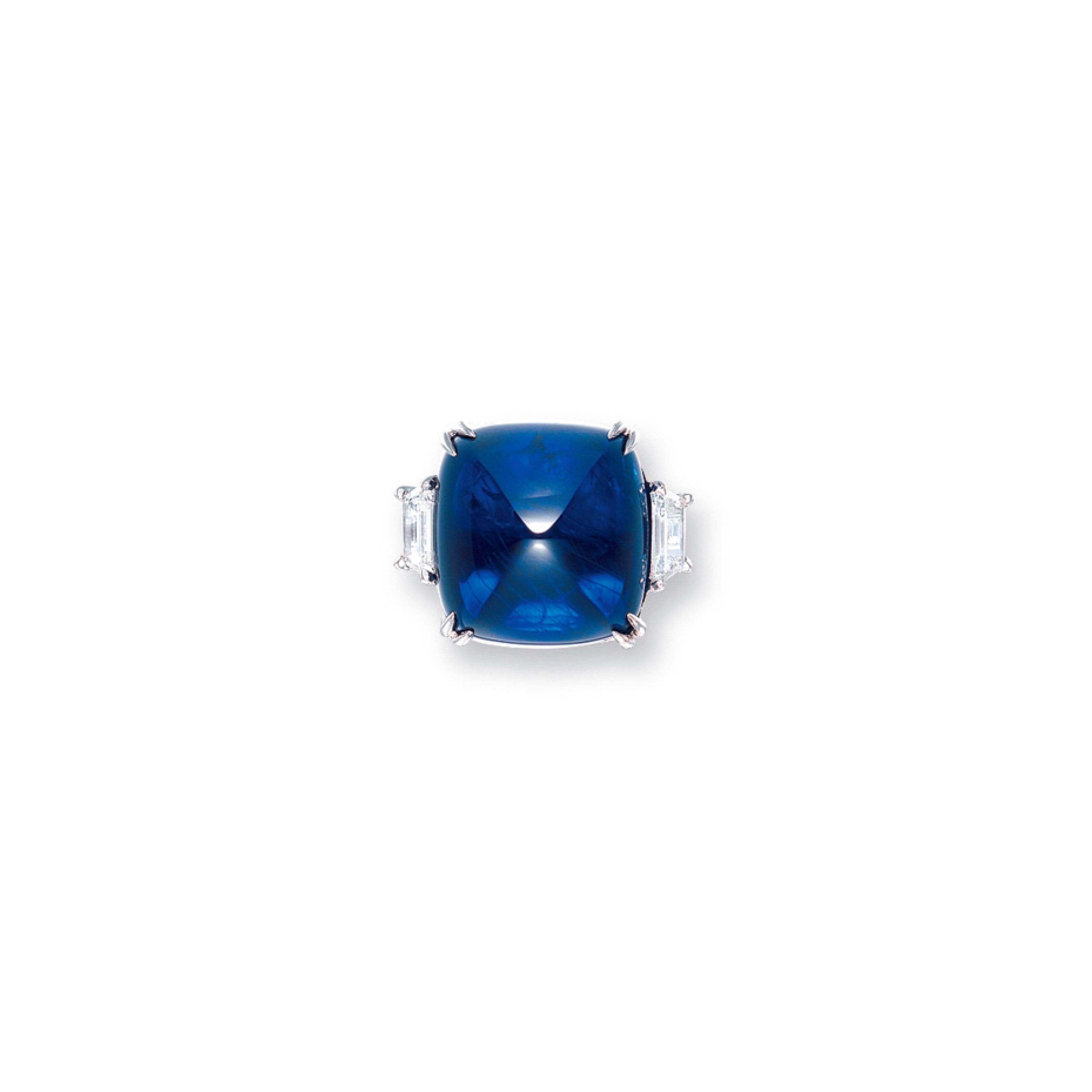 A SAPPHIRE AND DIAMOND RING