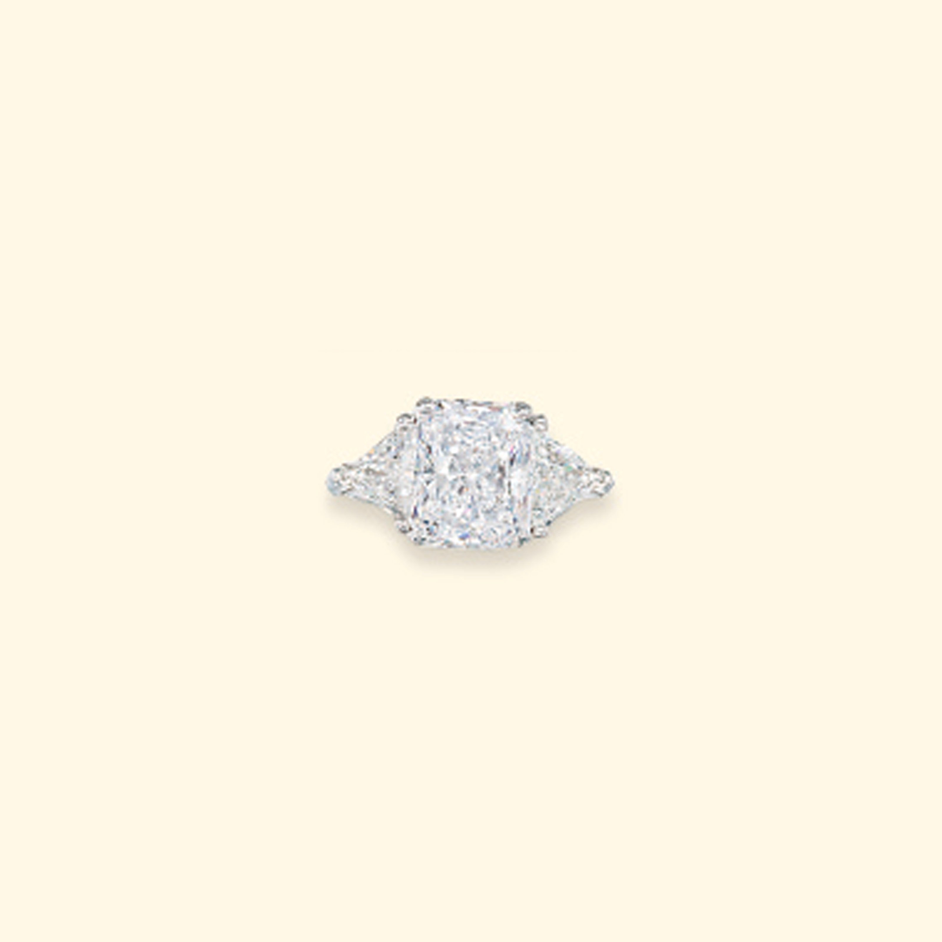 A DIAMOND SINGLE-STONE RING