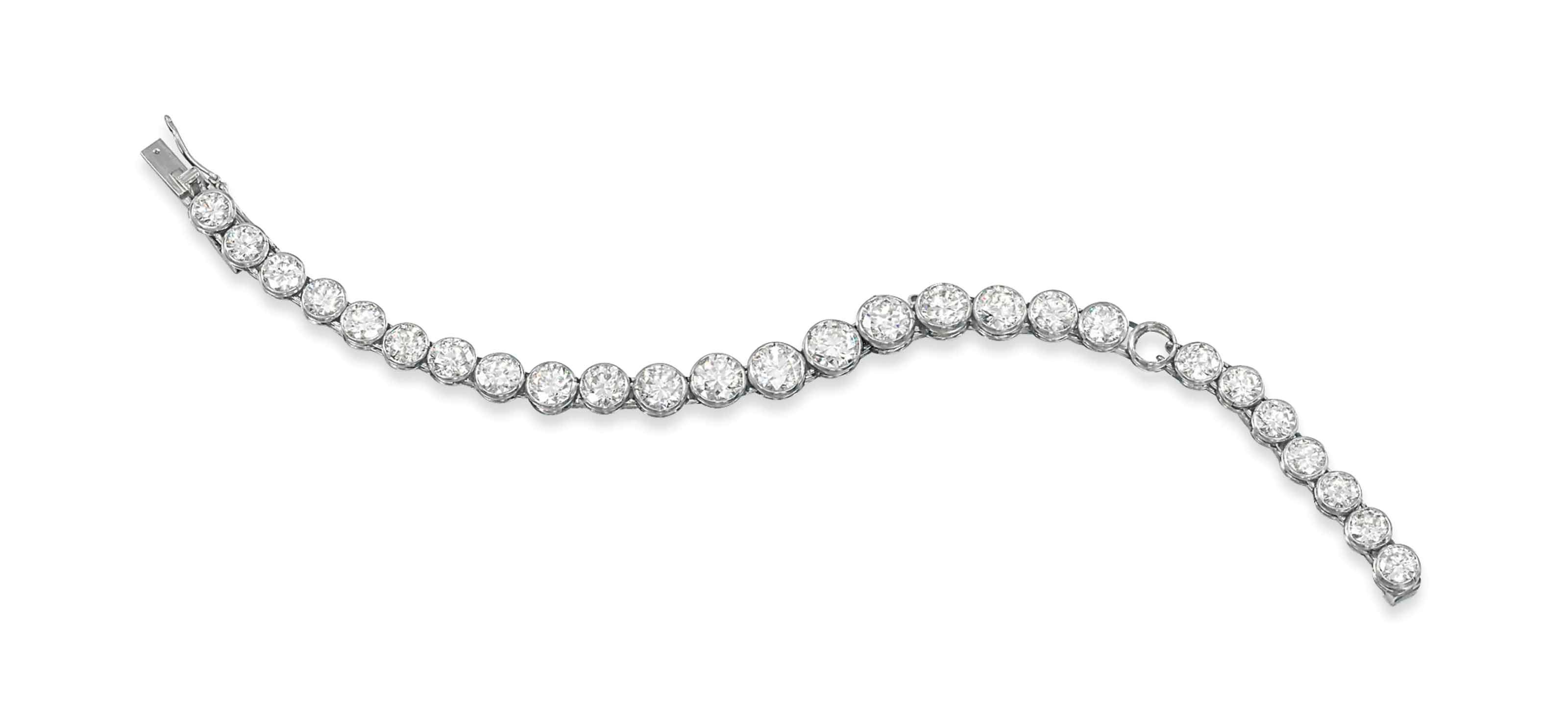 A DIAMOND LINE BRACELET