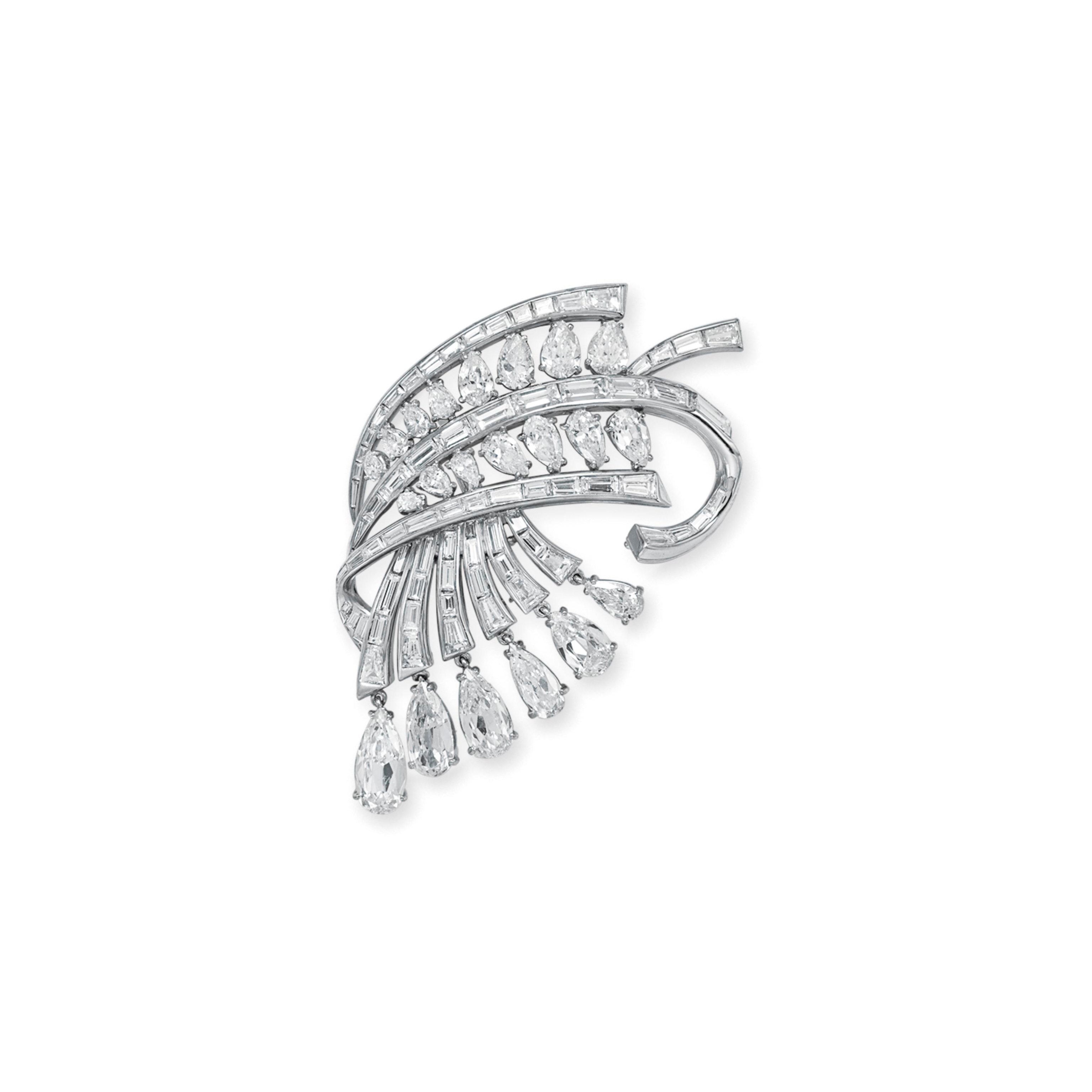 A DIAMOND BROOCH