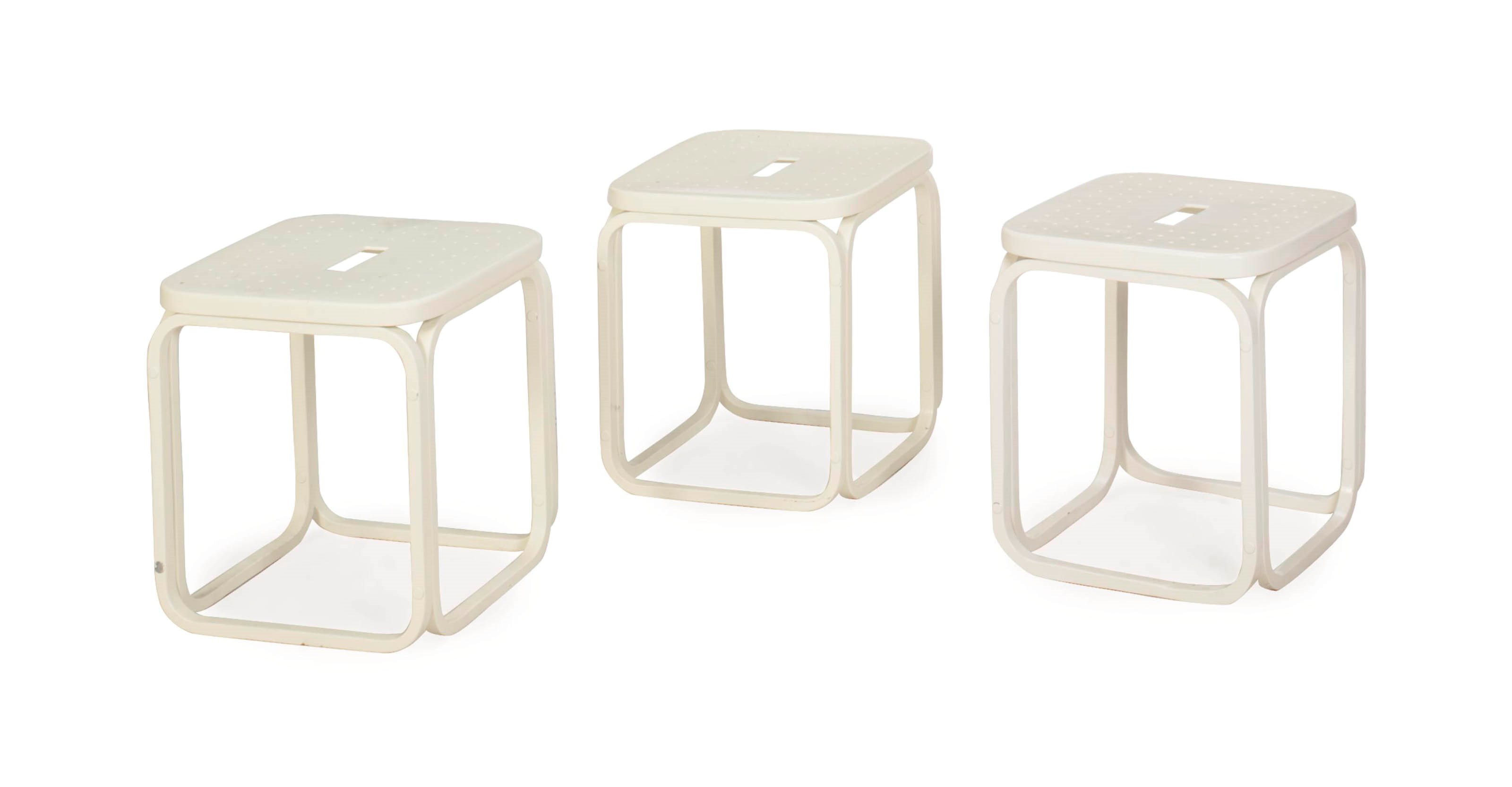 A SET OF THREE WHITE-PAINTED BENTWOOD STOOLS,