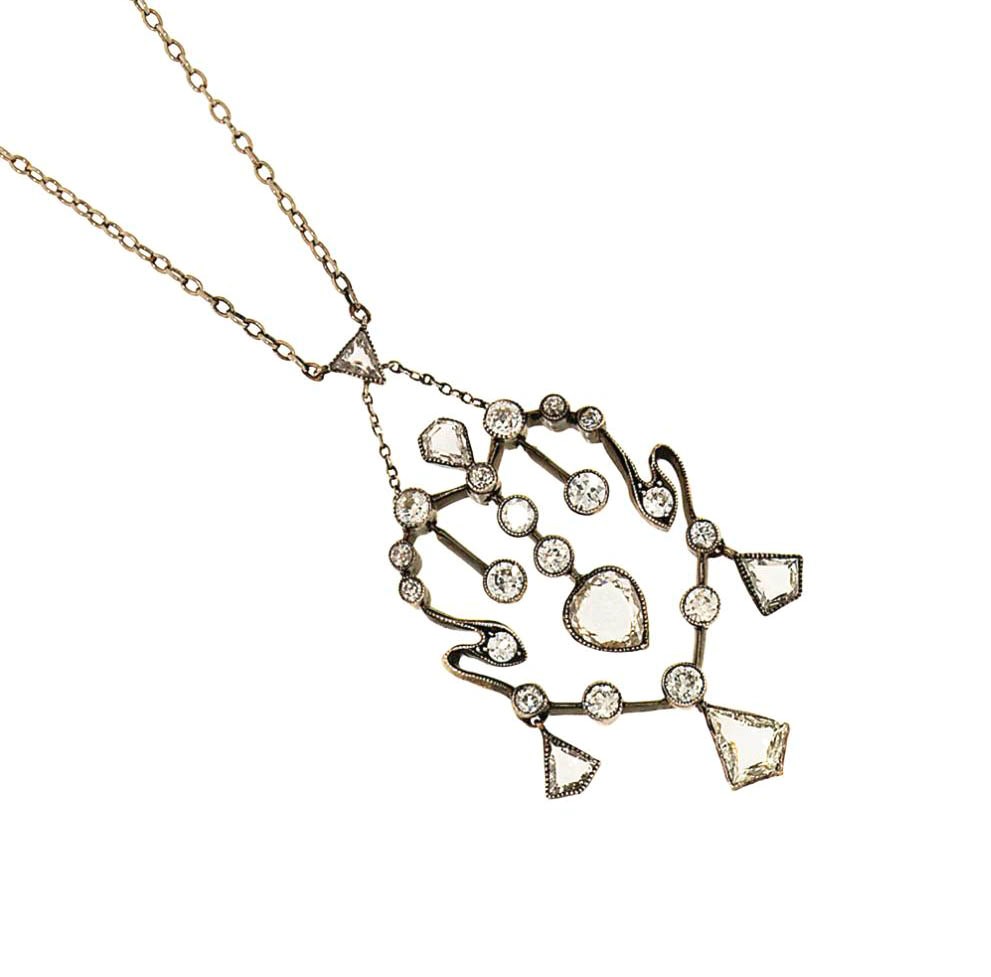 An Art Nouveau diamond pendant necklace