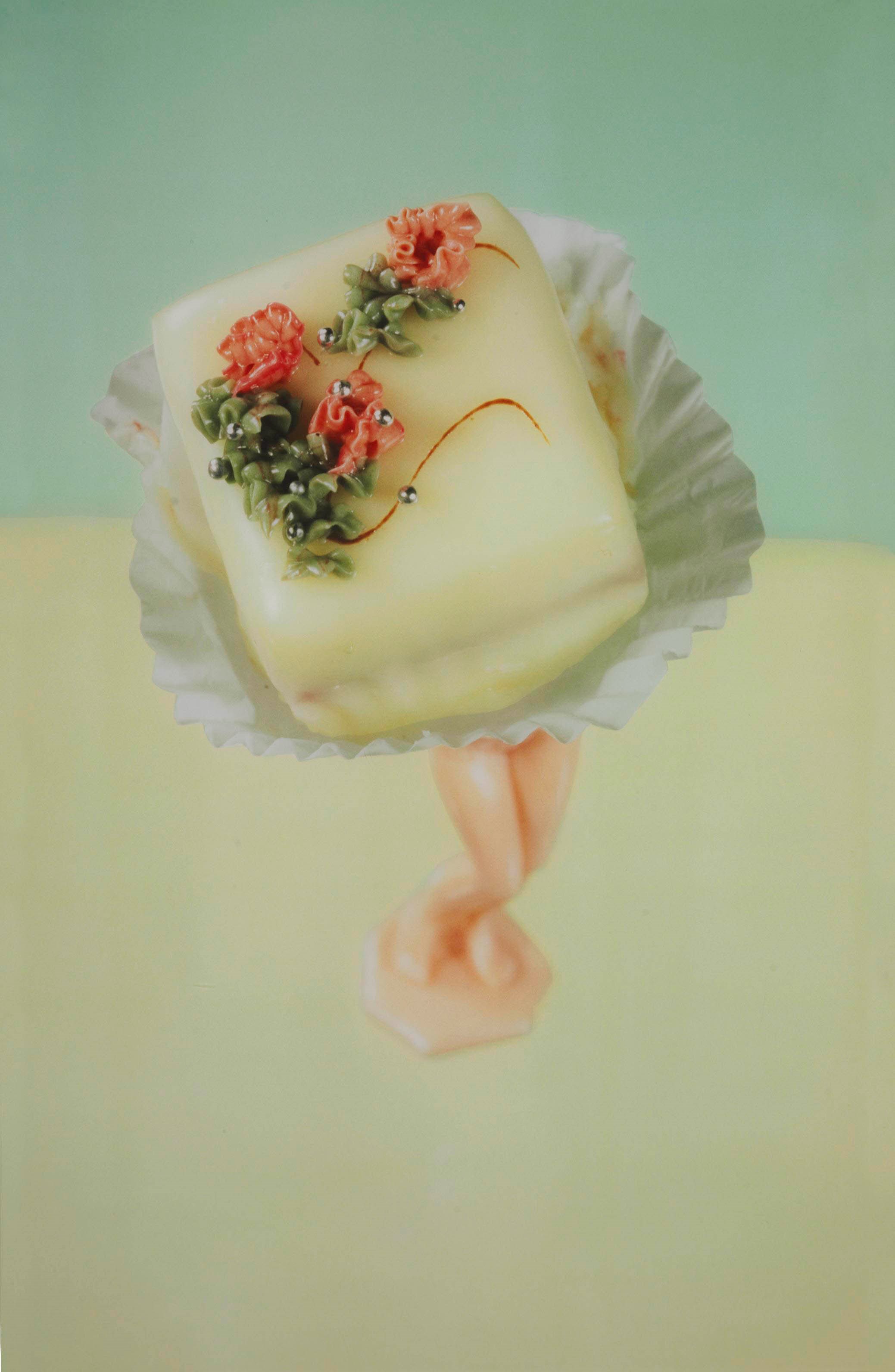 LAURIE SIMMONS (B. 1949)