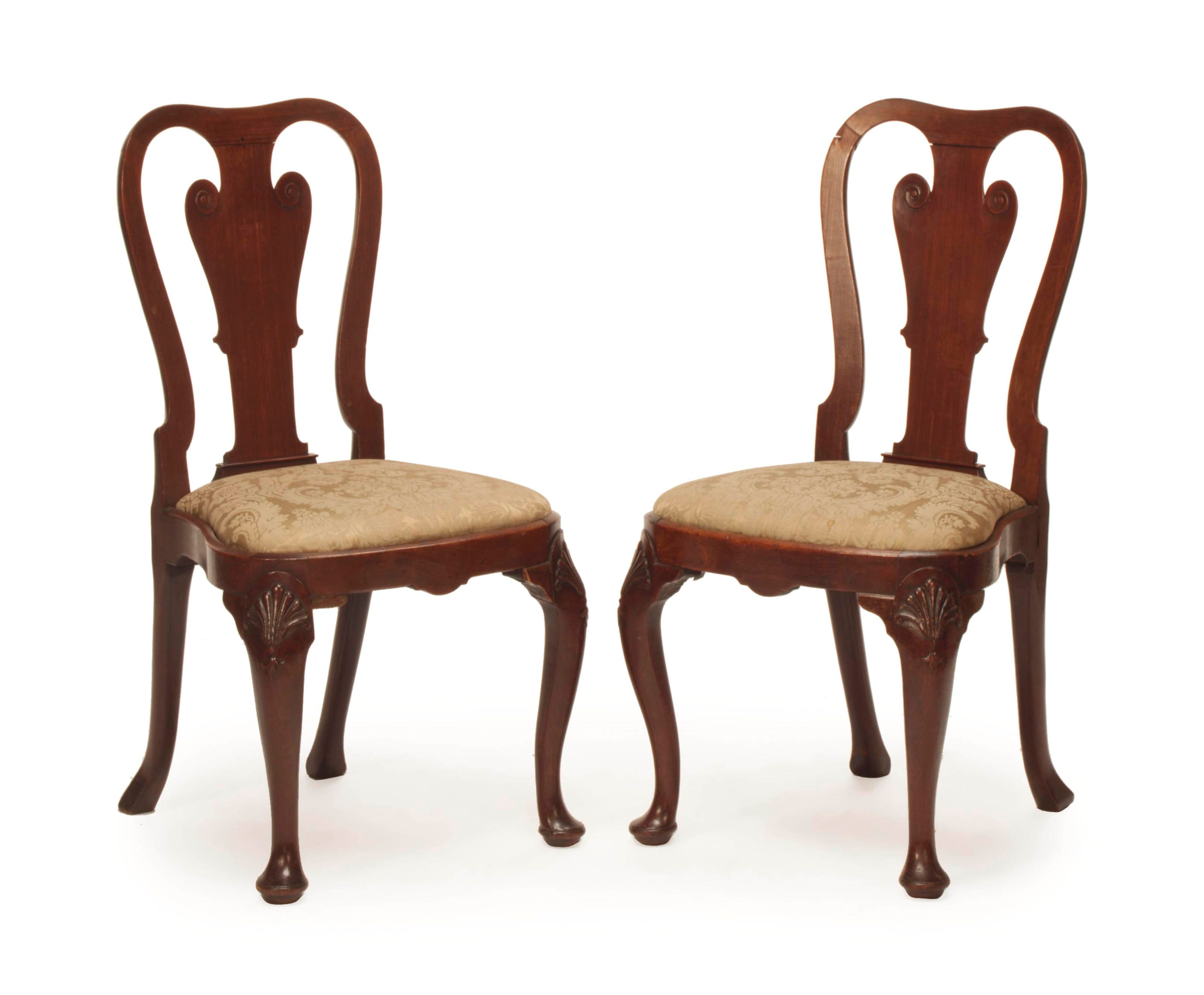 A PAIR OF GEORGE II MAHOGANY SIDE CHAIRS,
