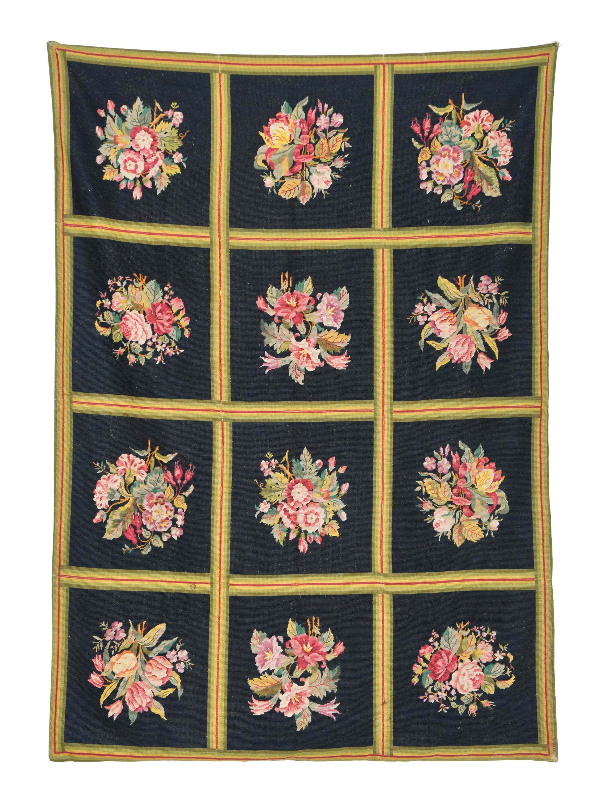TAPIS DE STYLE RESTAURATION