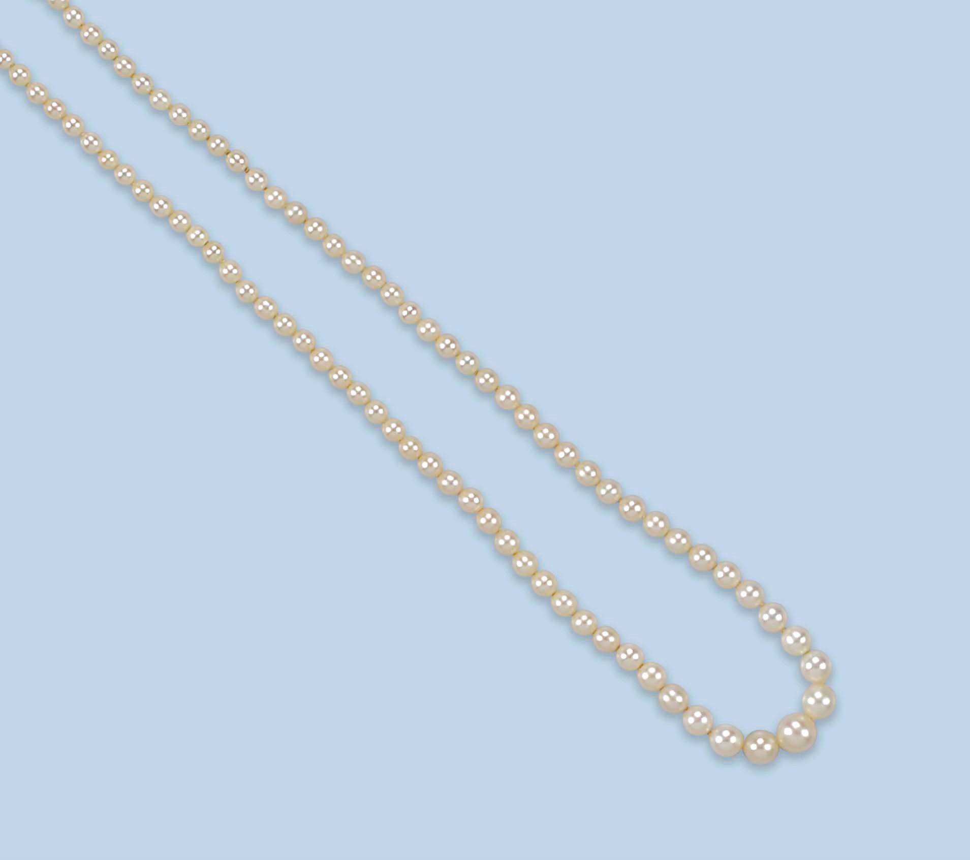 A NATURAL PEARL NECKLACE