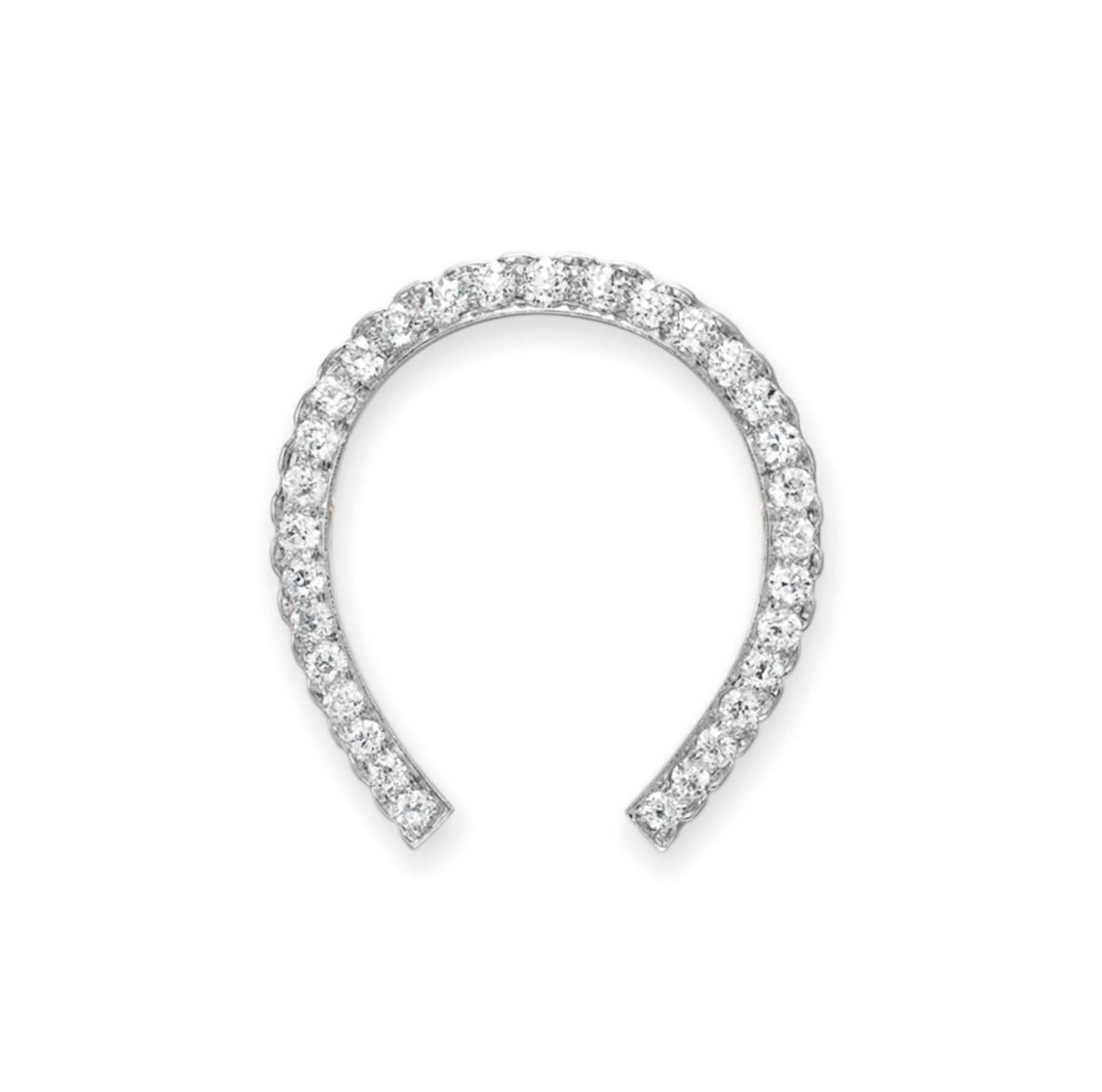 A DIAMOND BROOCH