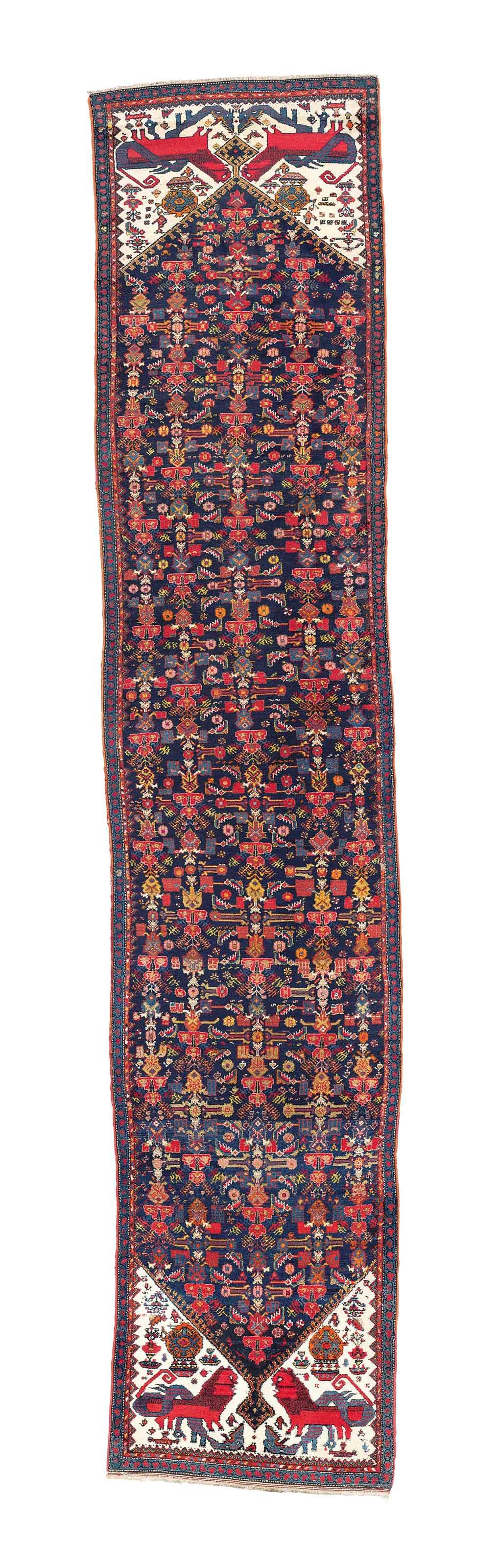 An unusual Senneh-Malayir runner