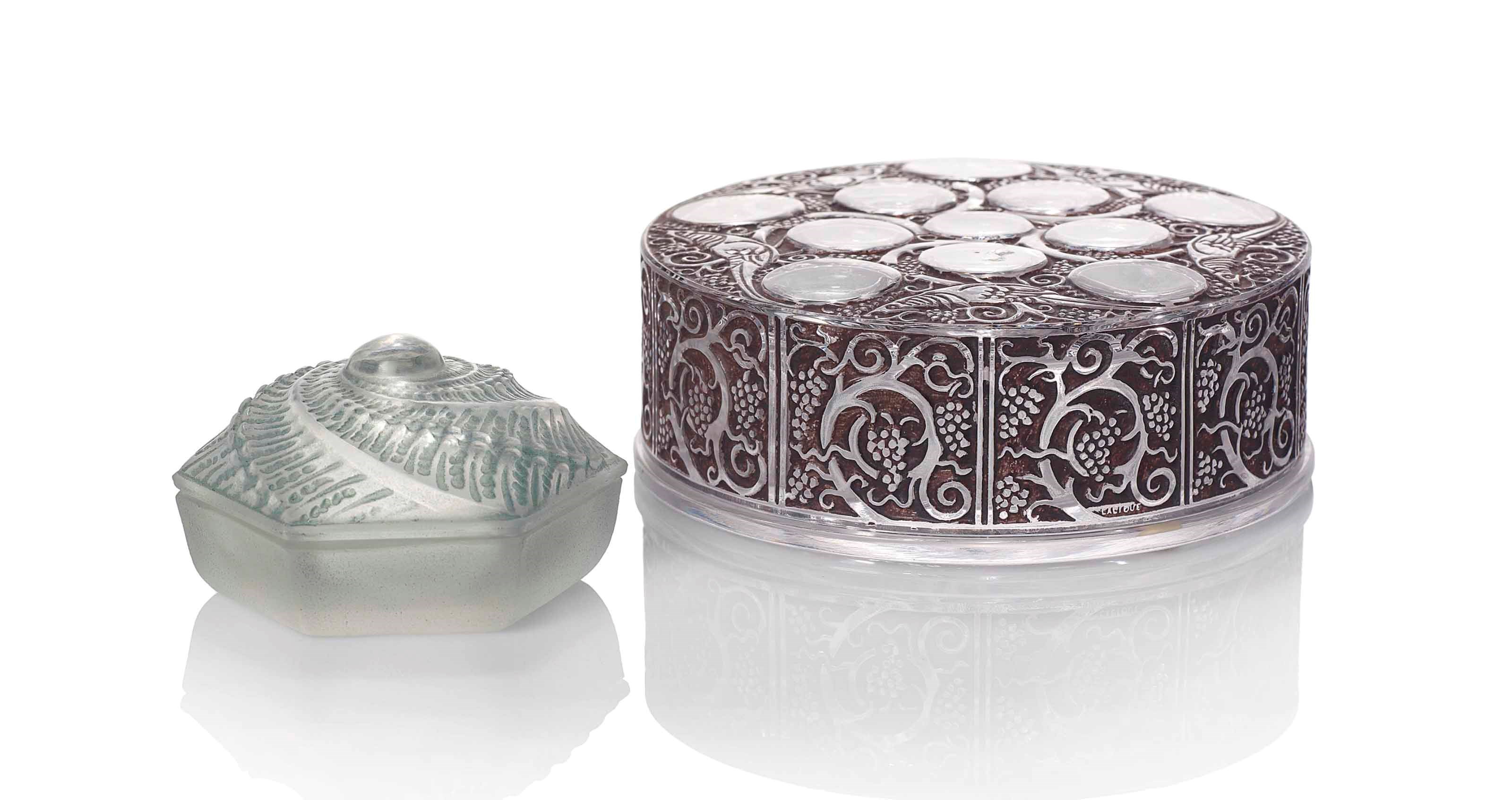 SAINT-NECTAIRE BOX, NO. 76