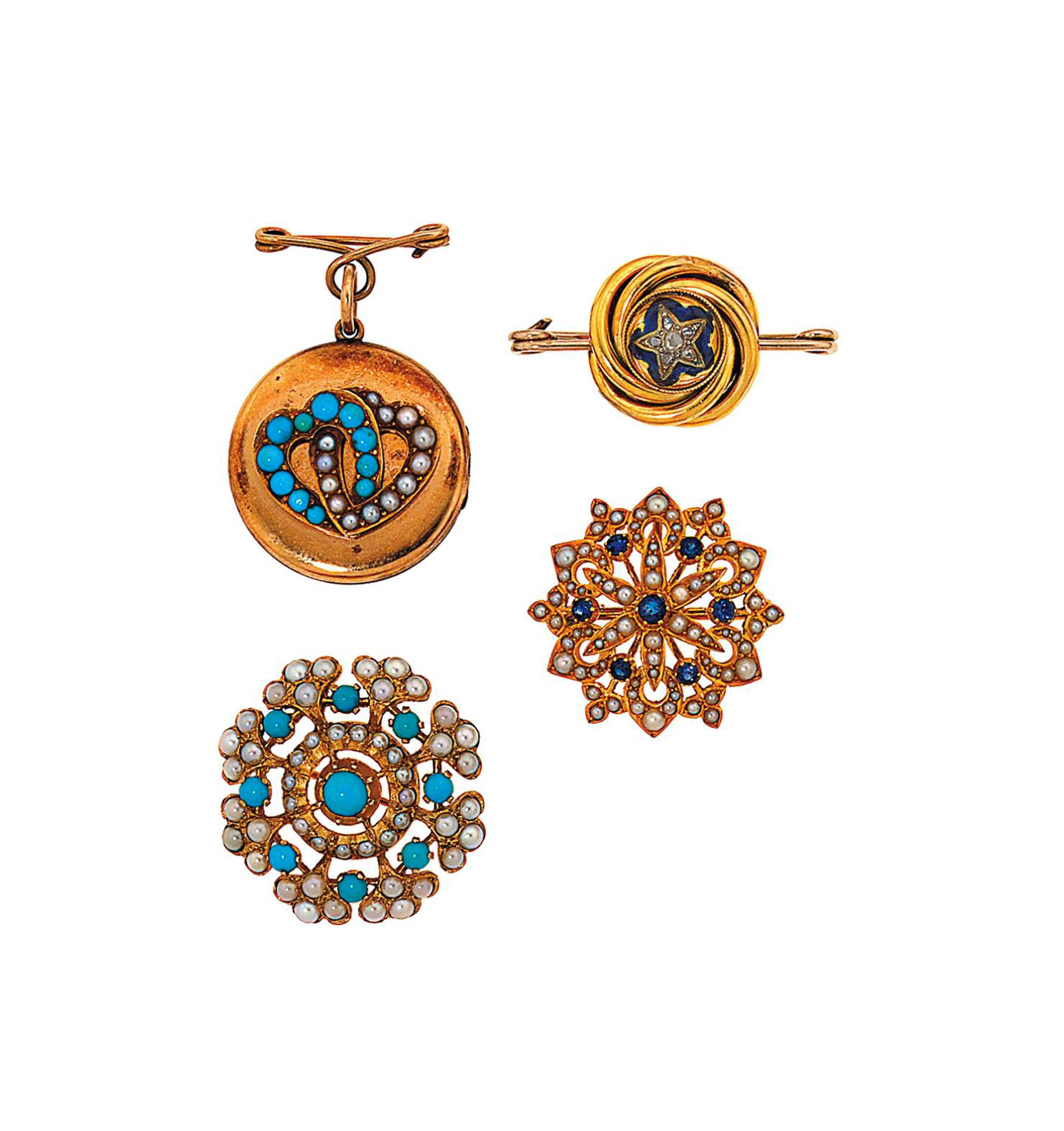 A group of jewellery