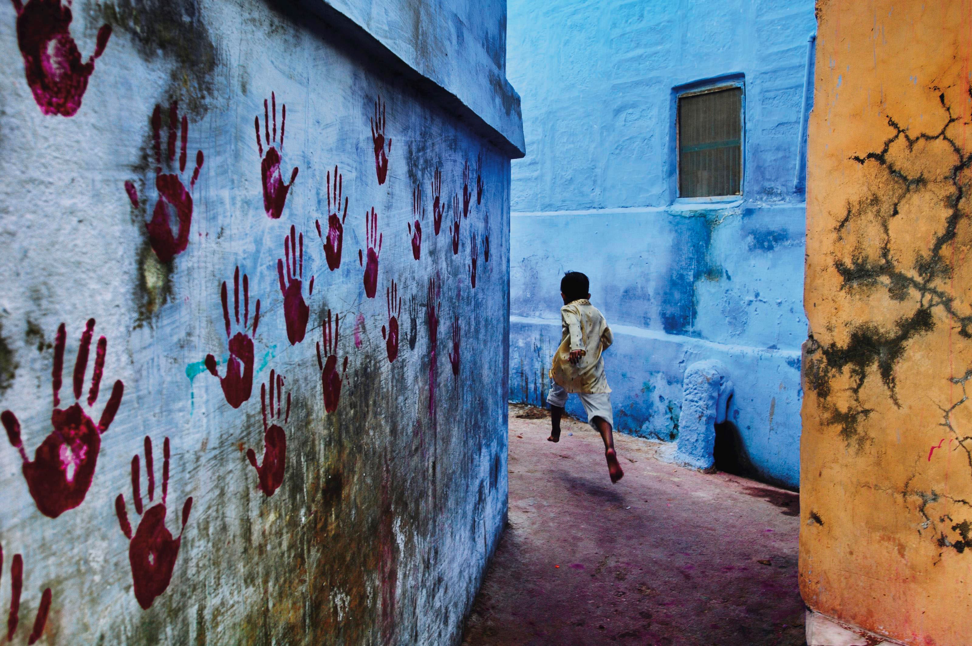STEVE MCCURRY (B. 1950)