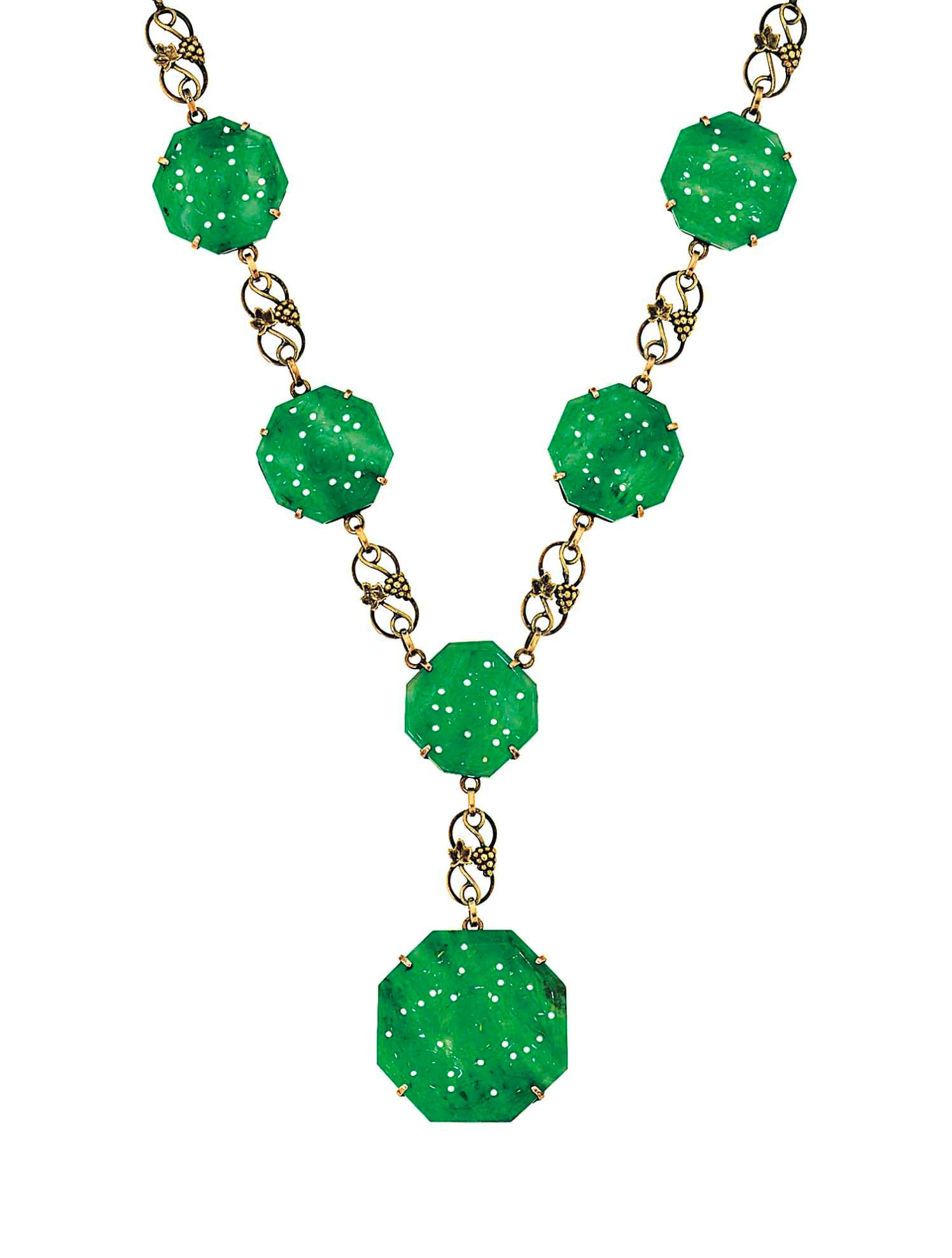 A jadeite jade necklace