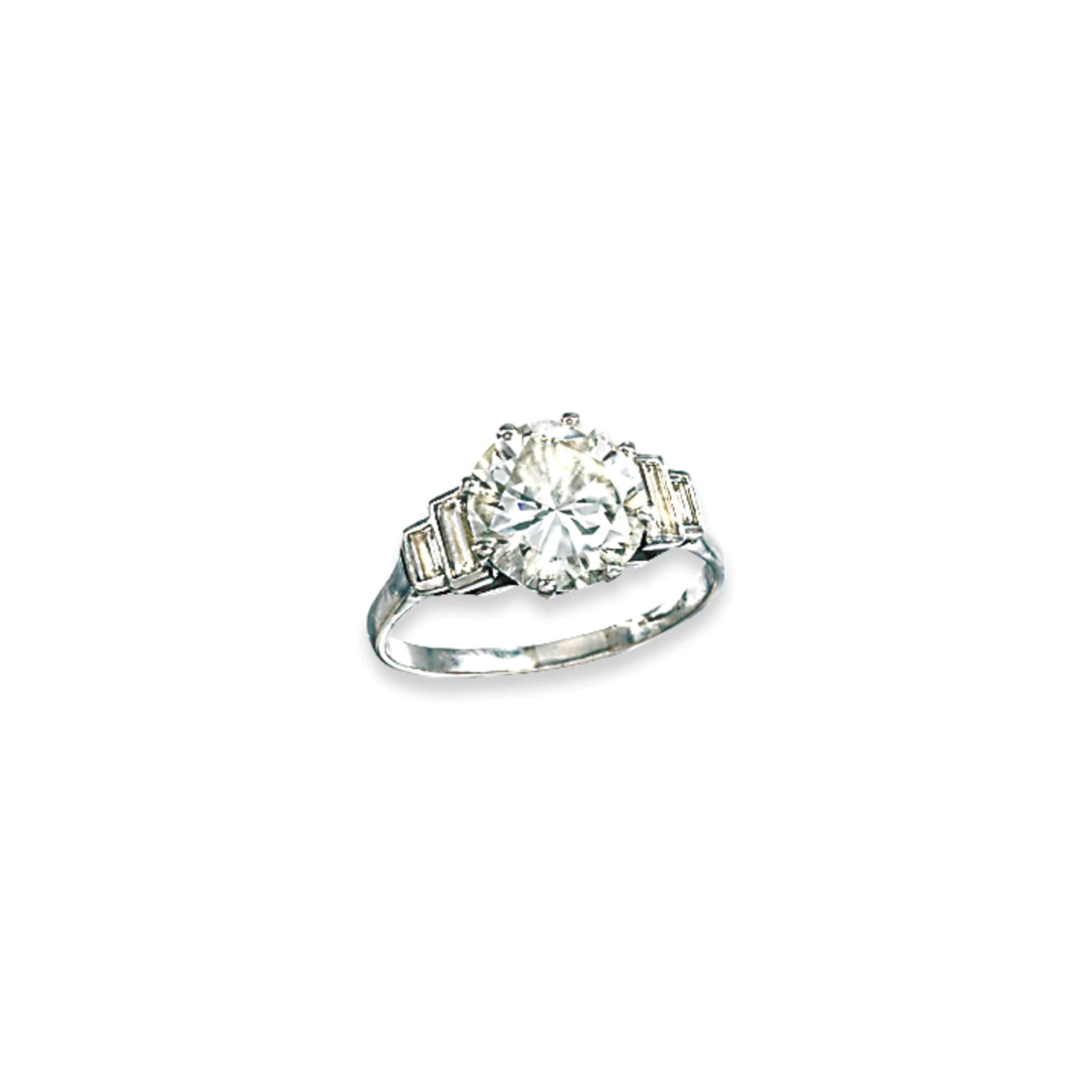A DIAMOND SINGLE-STONE RING