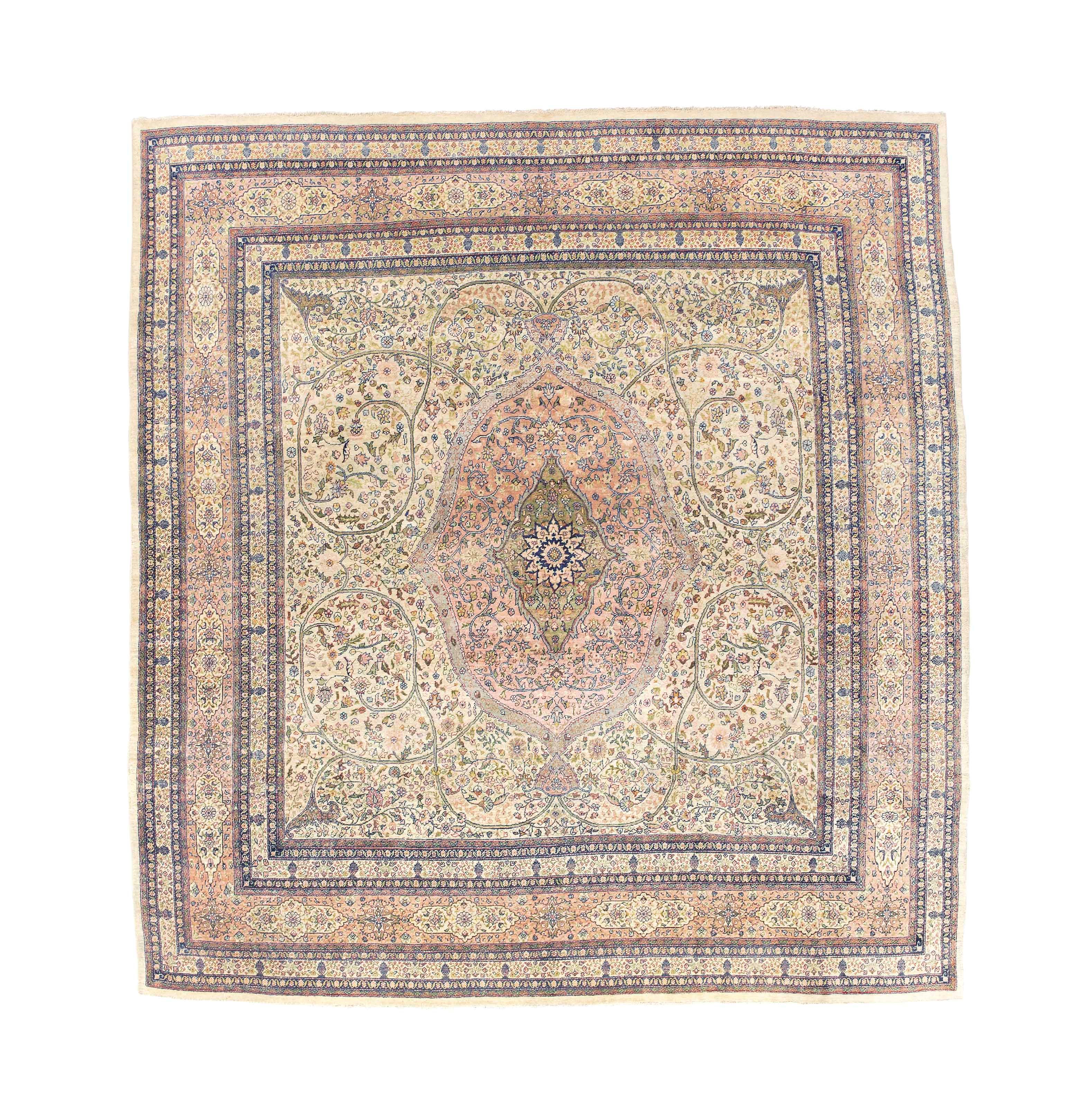A fine Sivas carpet