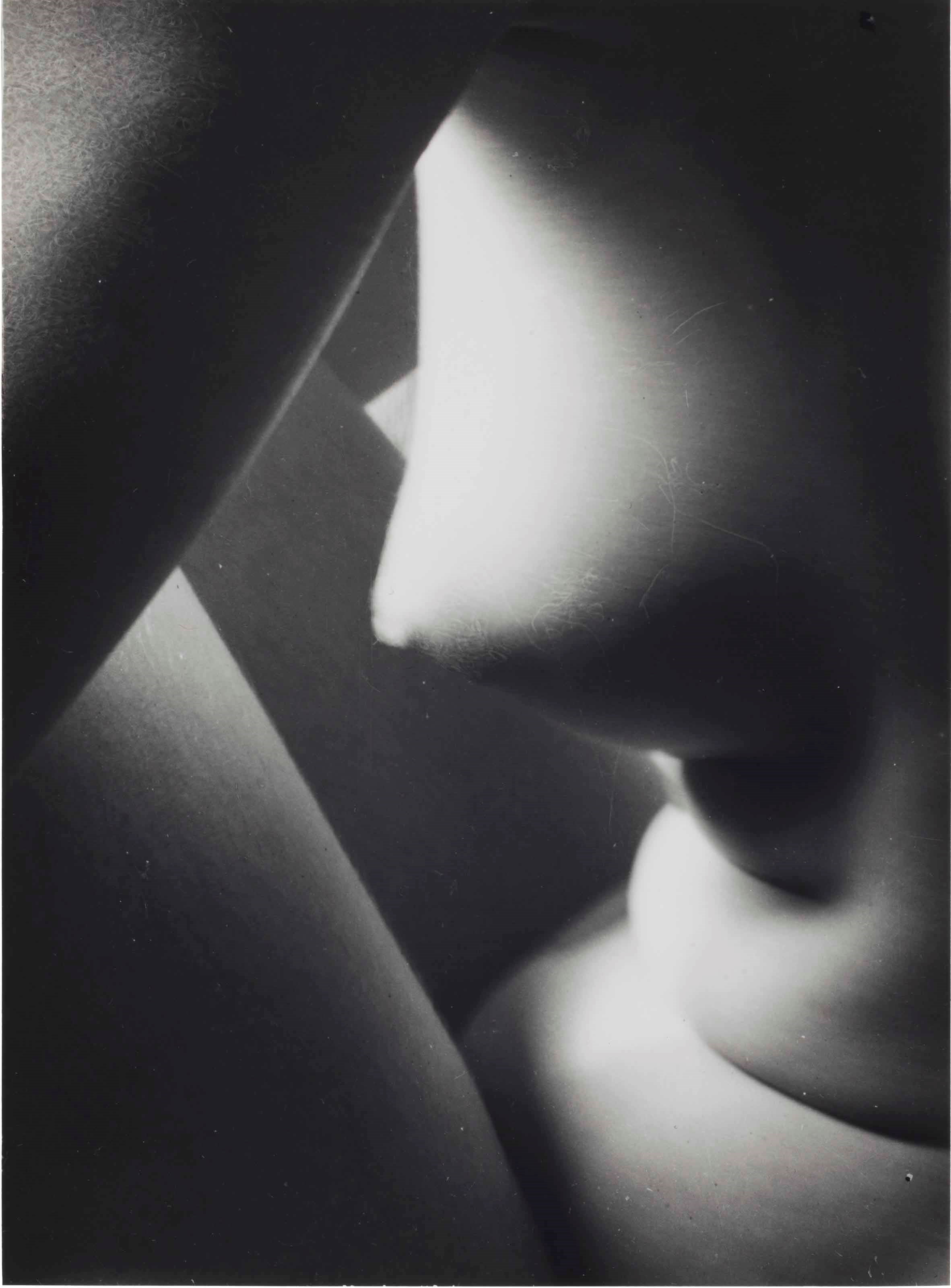 IMOGEN CUNNINGHAM (1883-1976)