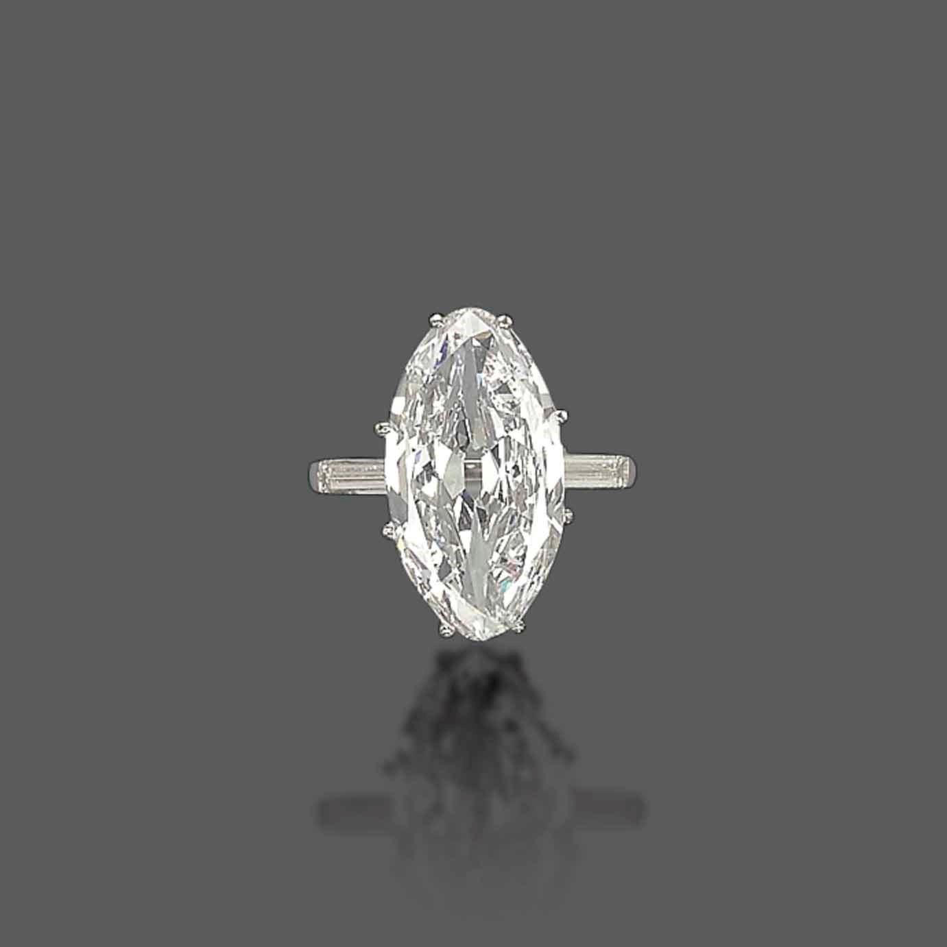 AN EXQUISITE DIAMOND RING